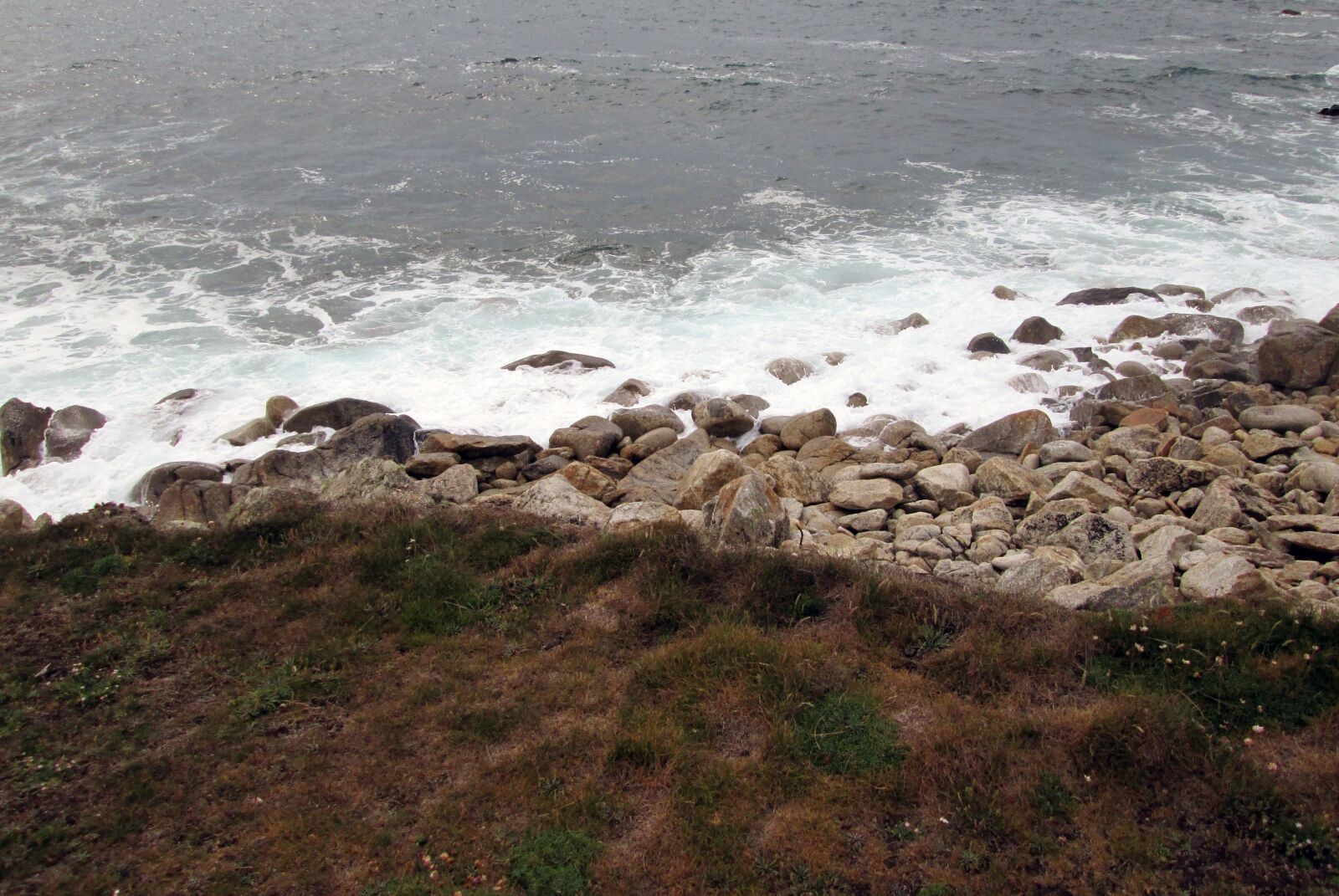 Canon PowerShot A2500 sample photo. Sea, ocean, side photography