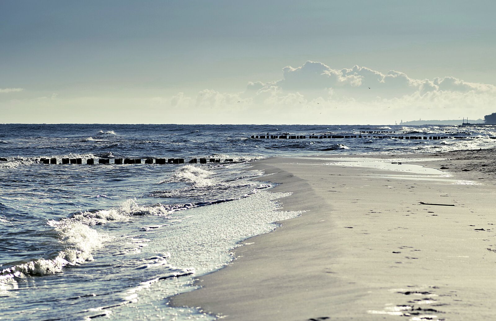 Pentax K-S2 sample photo. Sea, the waves, beach photography