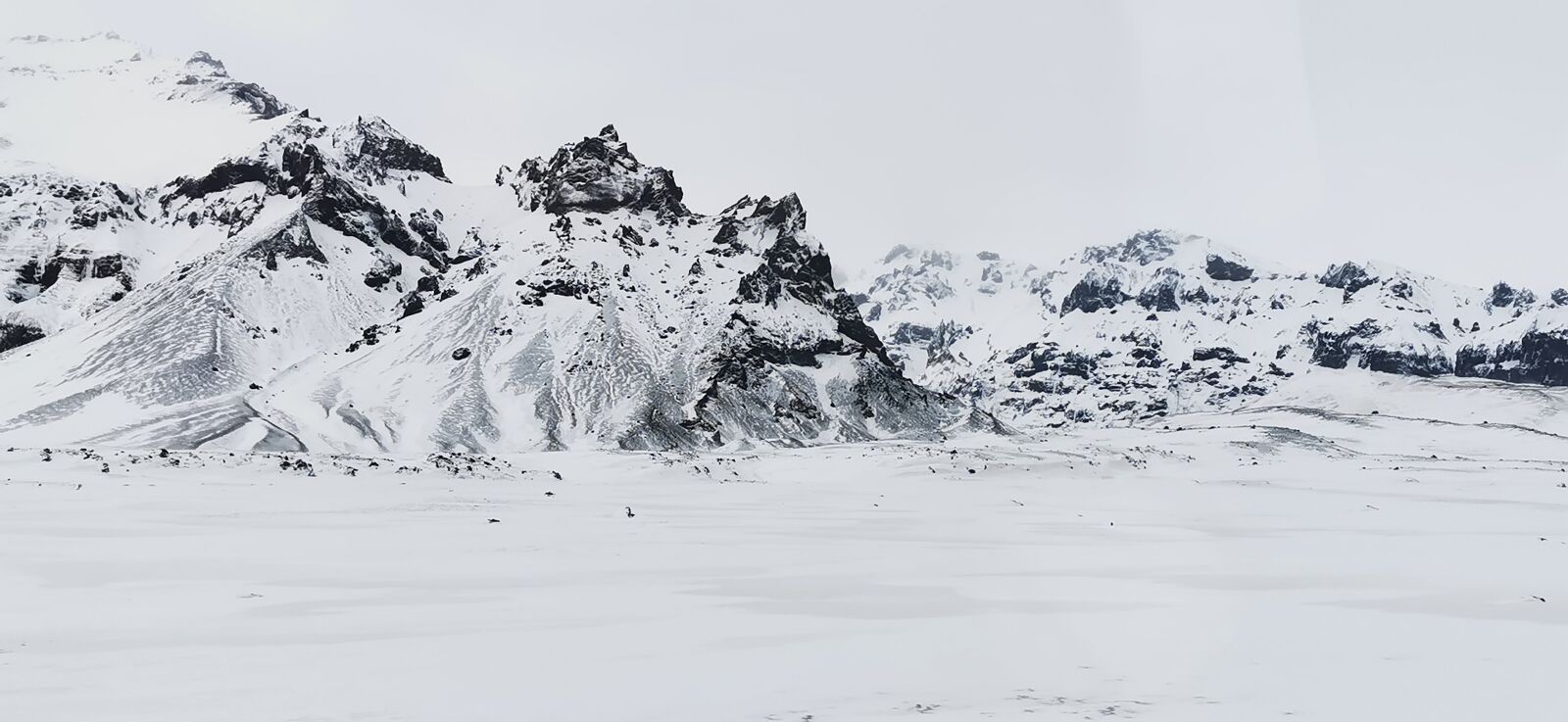 HUAWEI P30 sample photo. Iceland, snow, ice photography