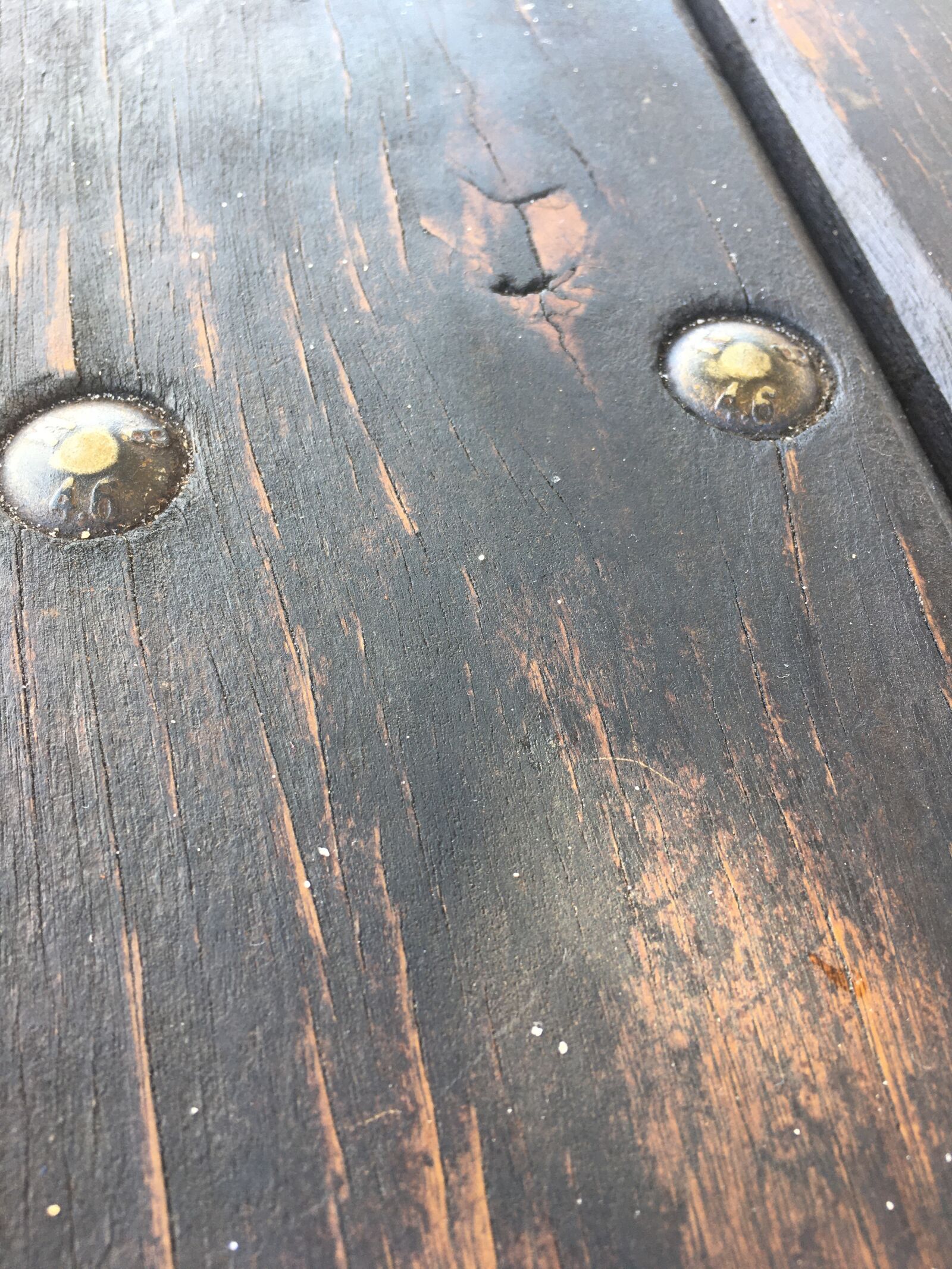 iPhone 6s Plus back camera 4.15mm f/2.2 sample photo. Floorboards, texture, pattern photography