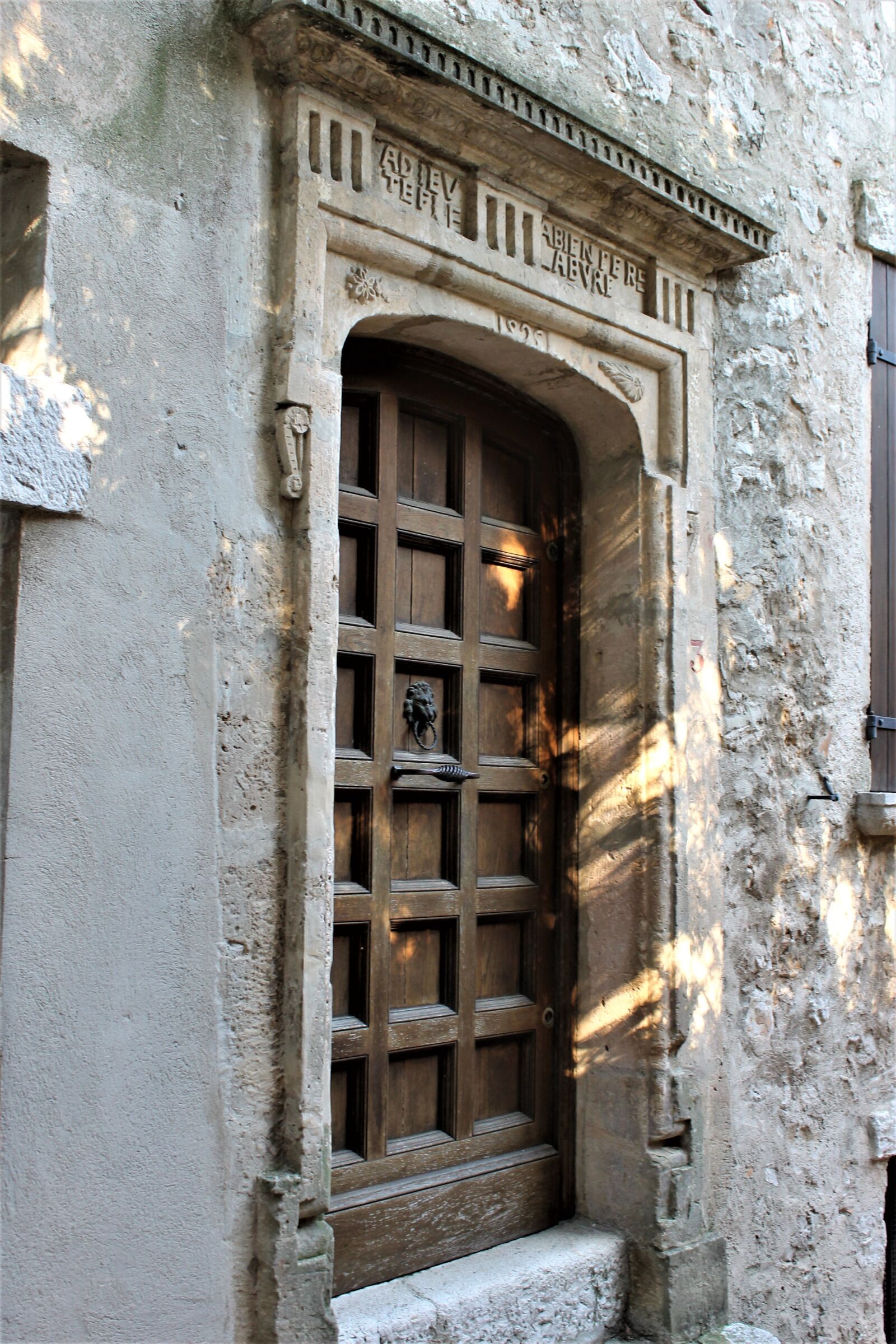 Canon EOS 1100D (EOS Rebel T3 / EOS Kiss X50) sample photo. Door, medieval door, wooden photography
