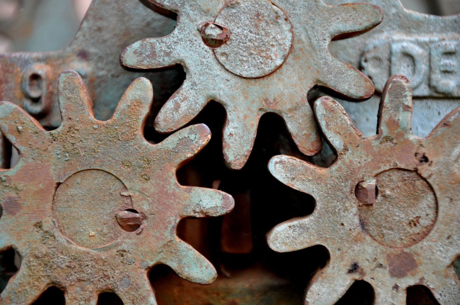 Nikon D90 sample photo. Gears, old, the engine photography