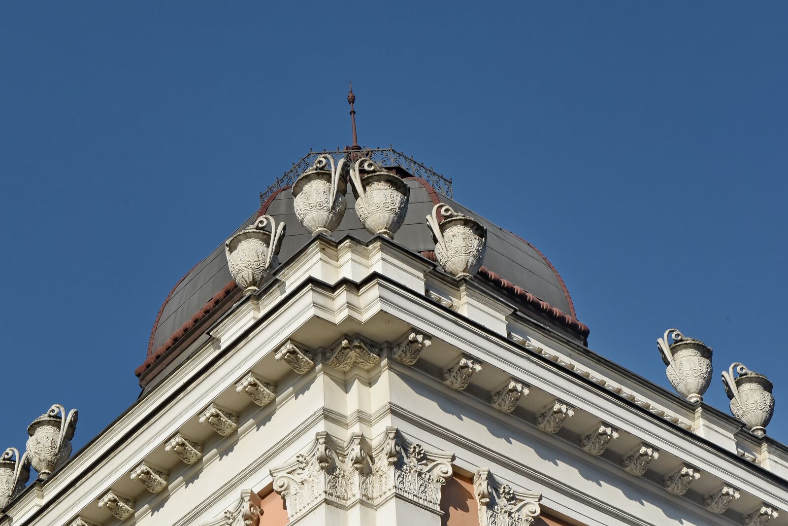 Nikon D5500 sample photo. Building, architecture, city, landmark photography