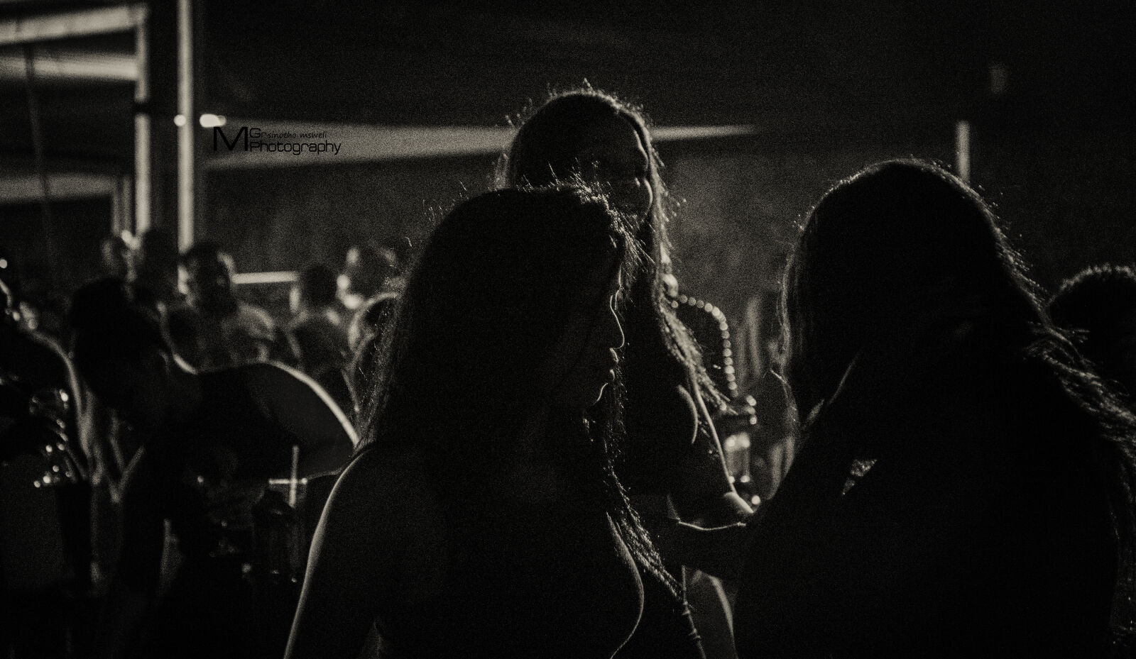 Nikon D7200 sample photo. Backlight, between, black, and photography