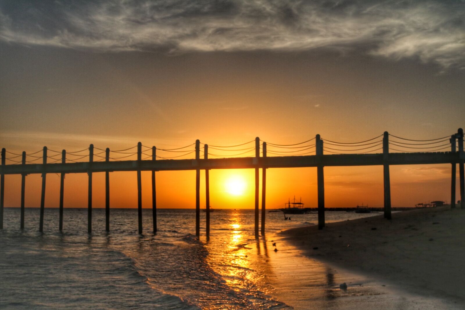 Canon EOS 750D (EOS Rebel T6i / EOS Kiss X8i) sample photo. Sunset, bridge photography