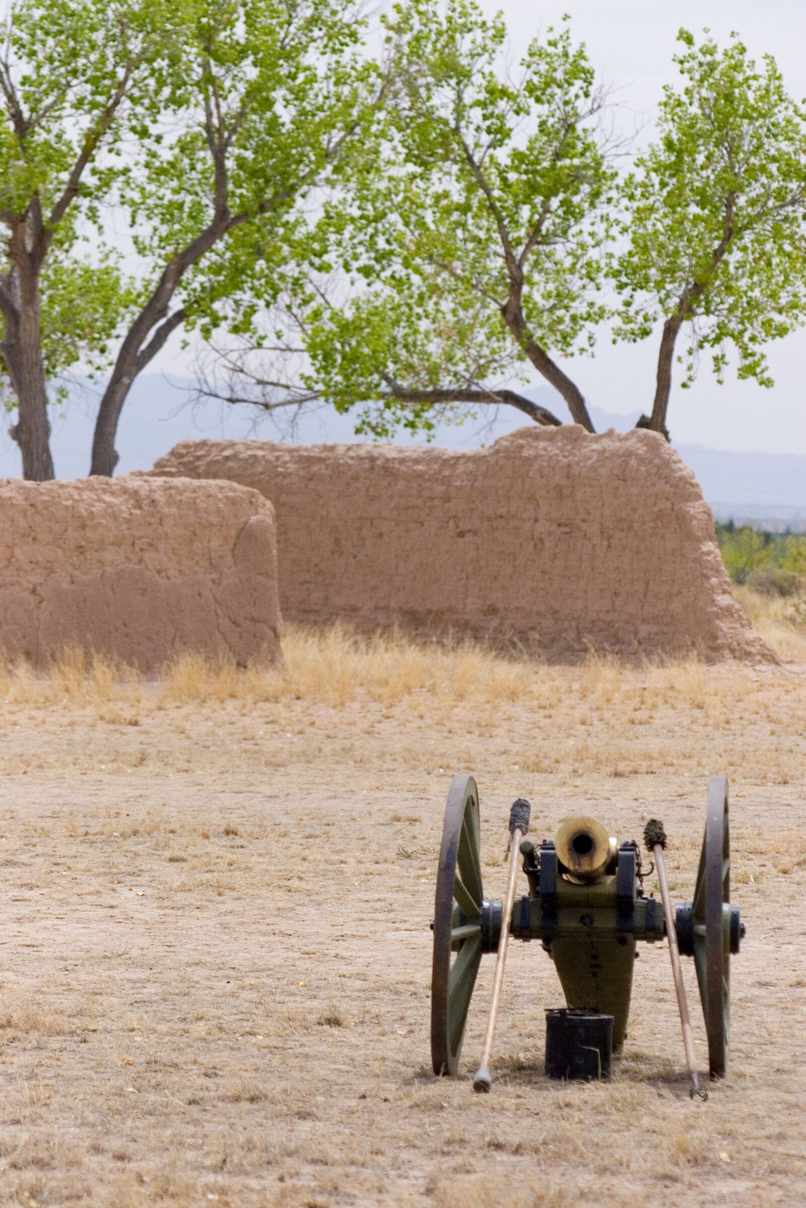 Canon EOS 20D sample photo. Cavalry, fort, historic photography