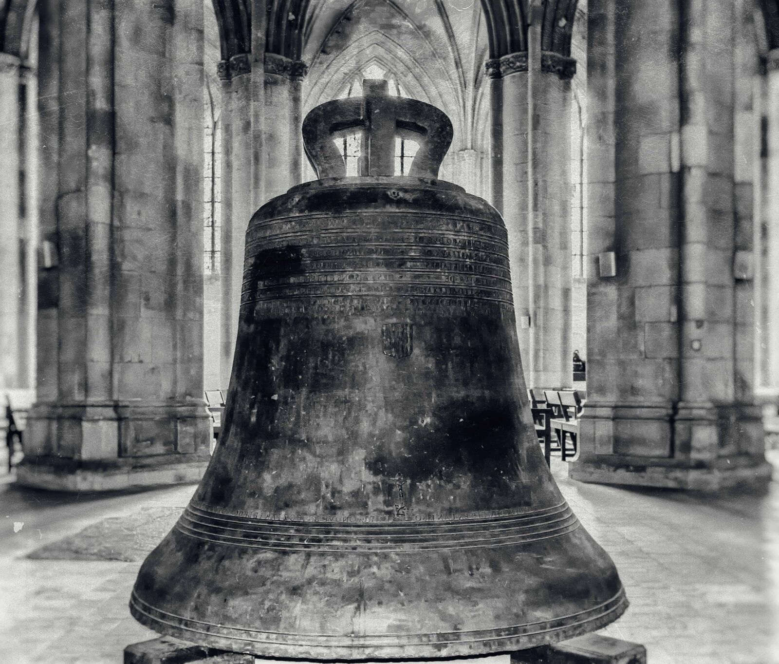 Nikon D3300 sample photo. Monochrome, interior, object, bell photography