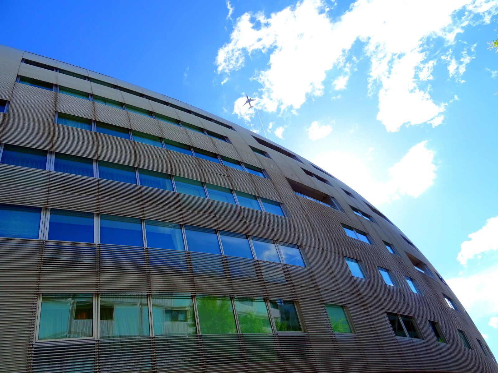 Sony DSC-HX60 sample photo. Architectural, design, architecture, building photography