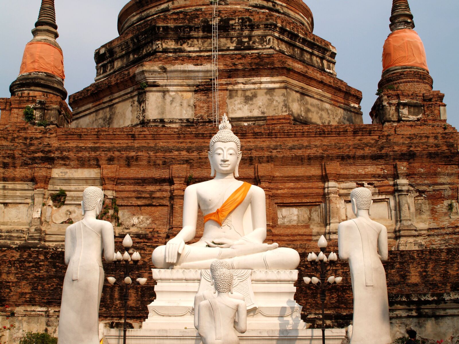 Olympus E-300 (EVOLT E-300) sample photo. Ayutthaya, thailand, ethnicity photography