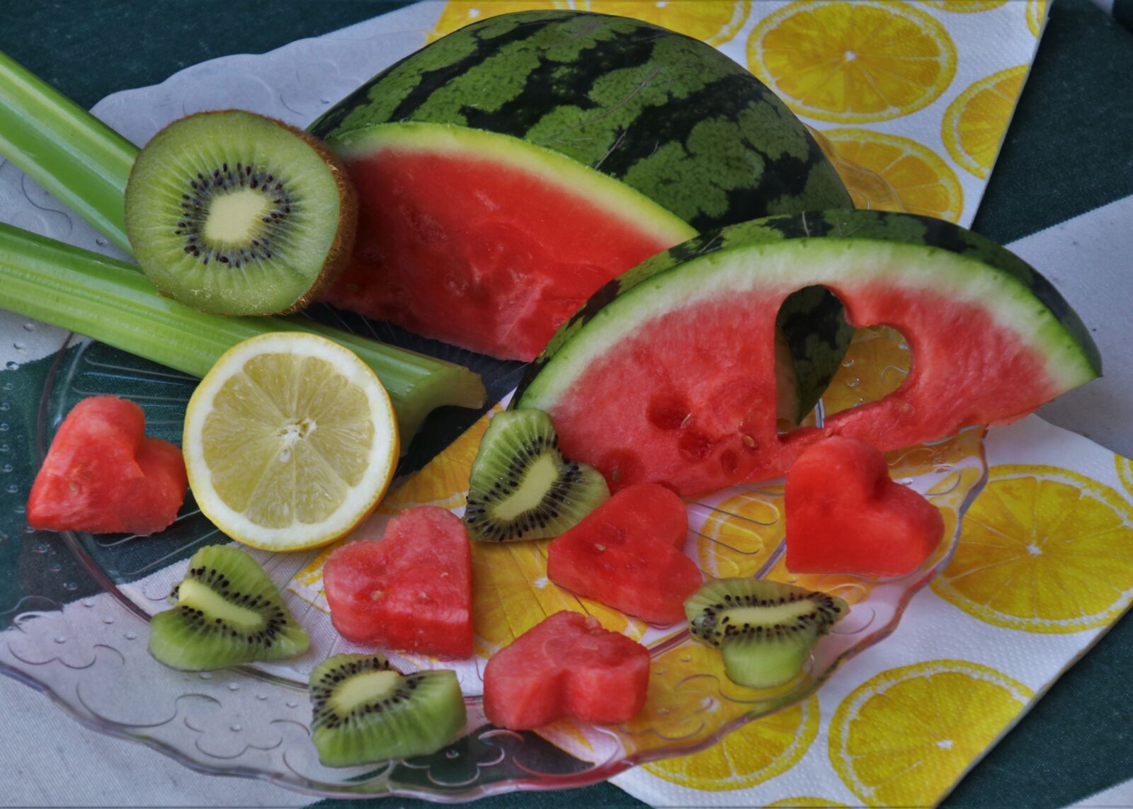 Canon EOS 80D sample photo. Watermelon, plate, melon photography
