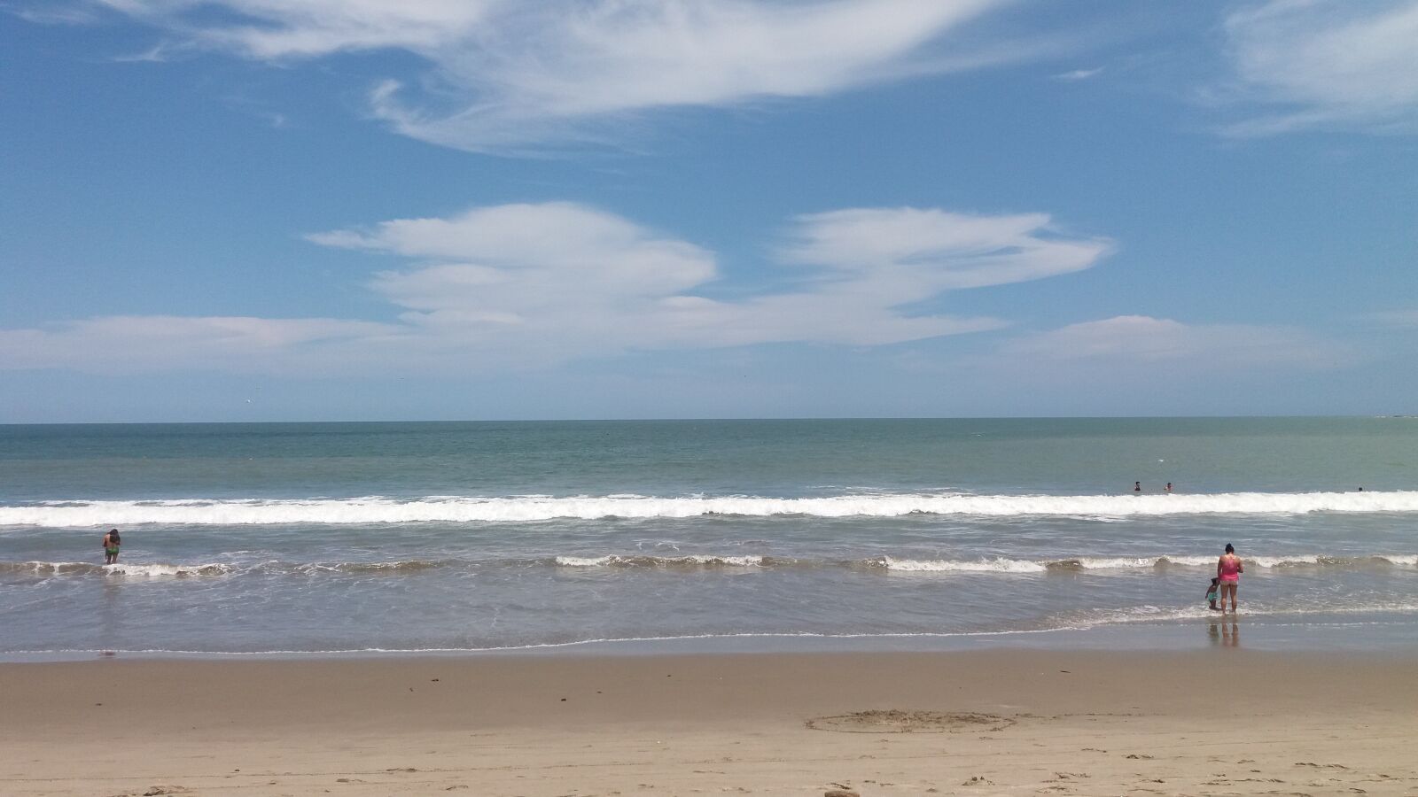 Samsung Galaxy J5 sample photo. Beach, sea, freedom photography