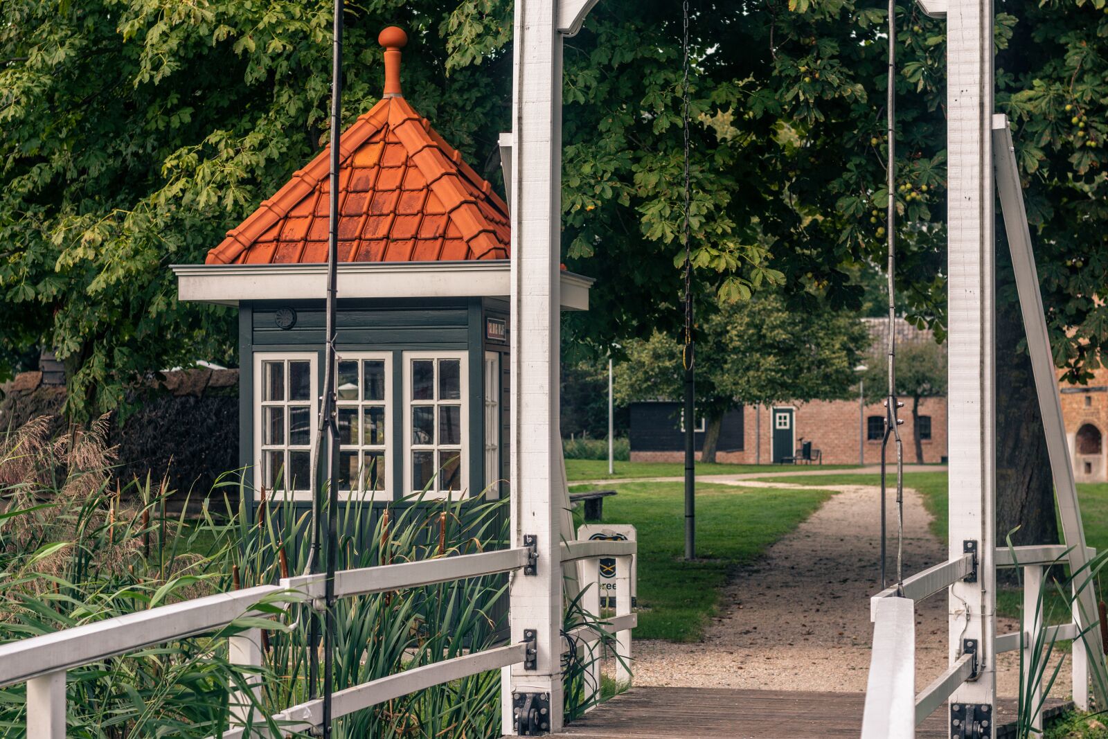 Nikon D7200 sample photo. Bridge, building, architecture photography