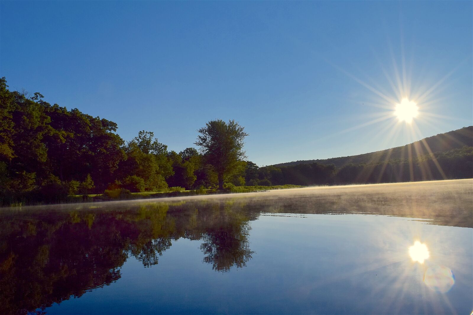 Nikon D3300 sample photo. Lake, sunrise, mist photography