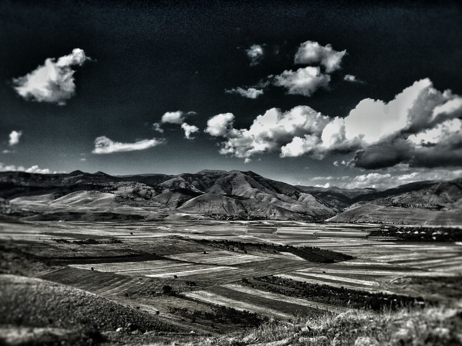 Samsung Galaxy S4 sample photo. Armenia, landscape, mountains, plains photography