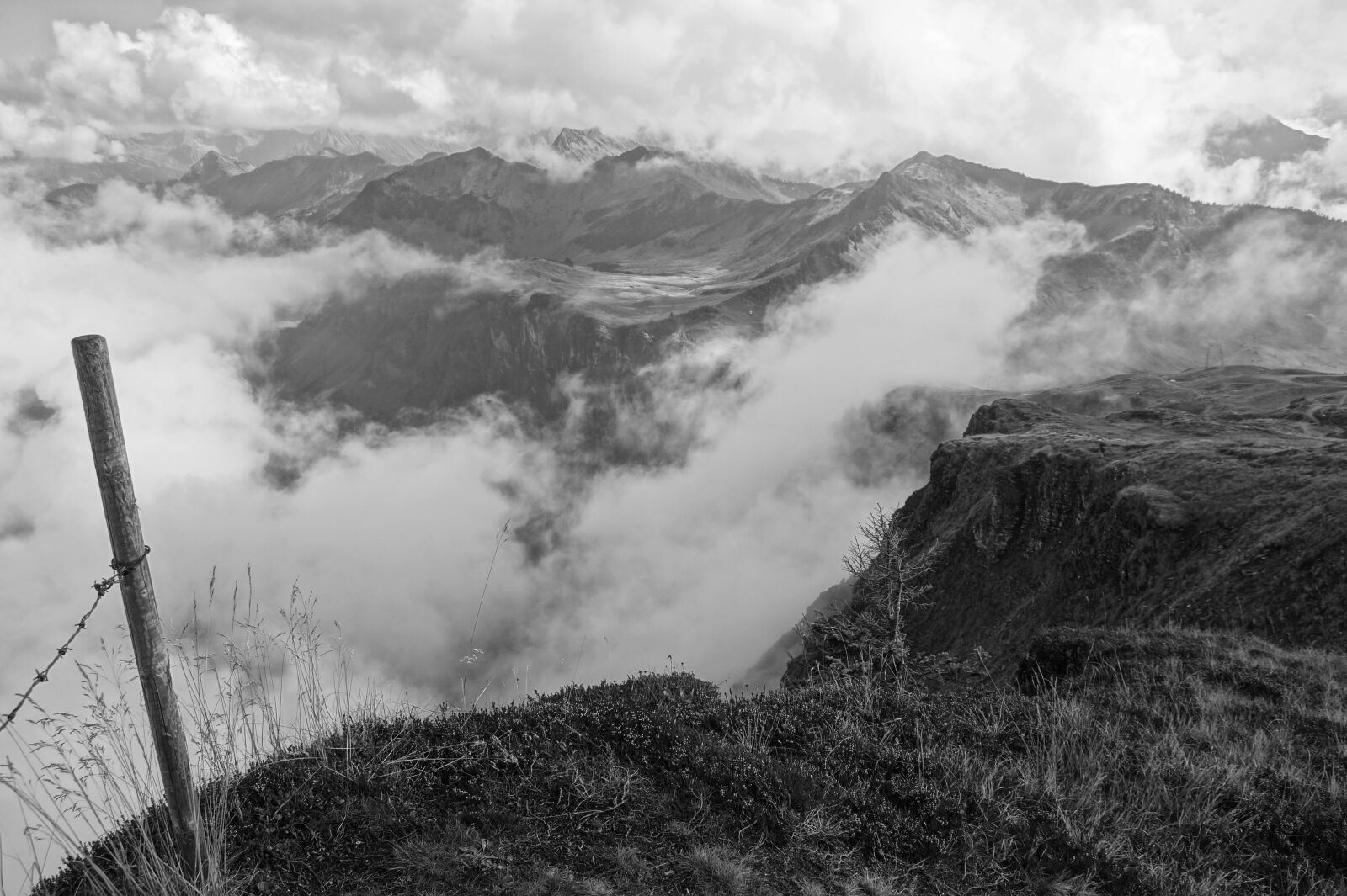 Sony SLT-A58 sample photo. Mountains, greened, landscape photography