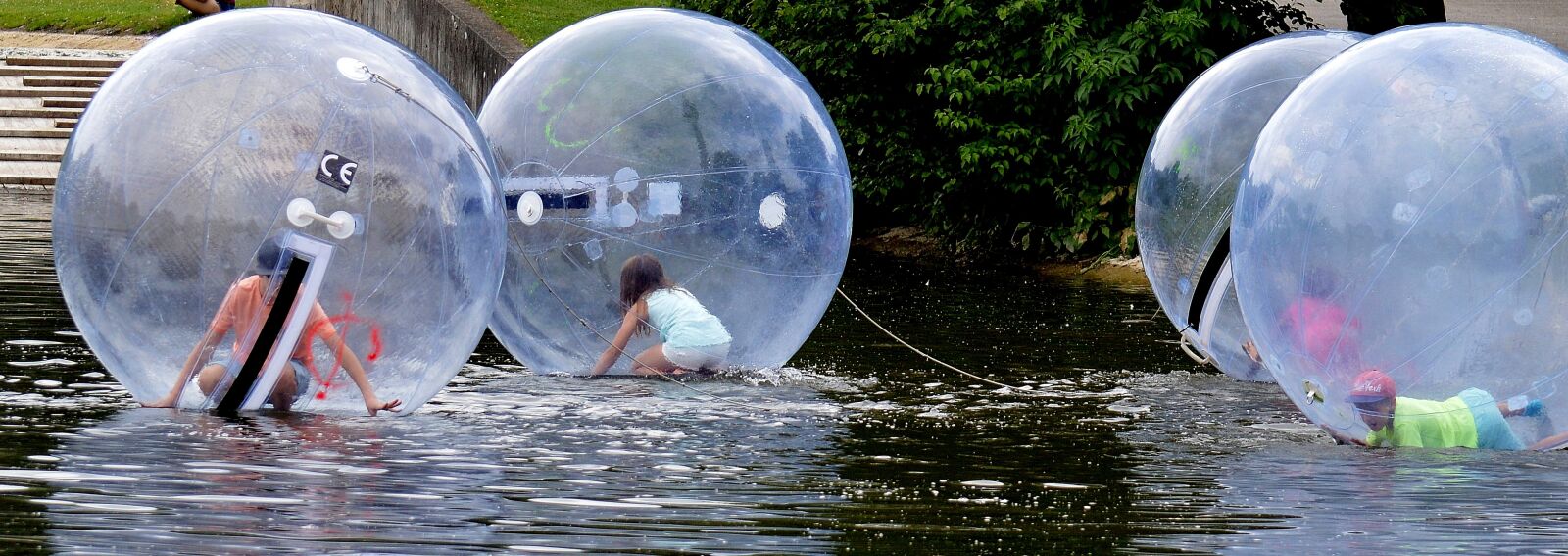 Nikon D3200 sample photo. Water balloons, play, fun photography