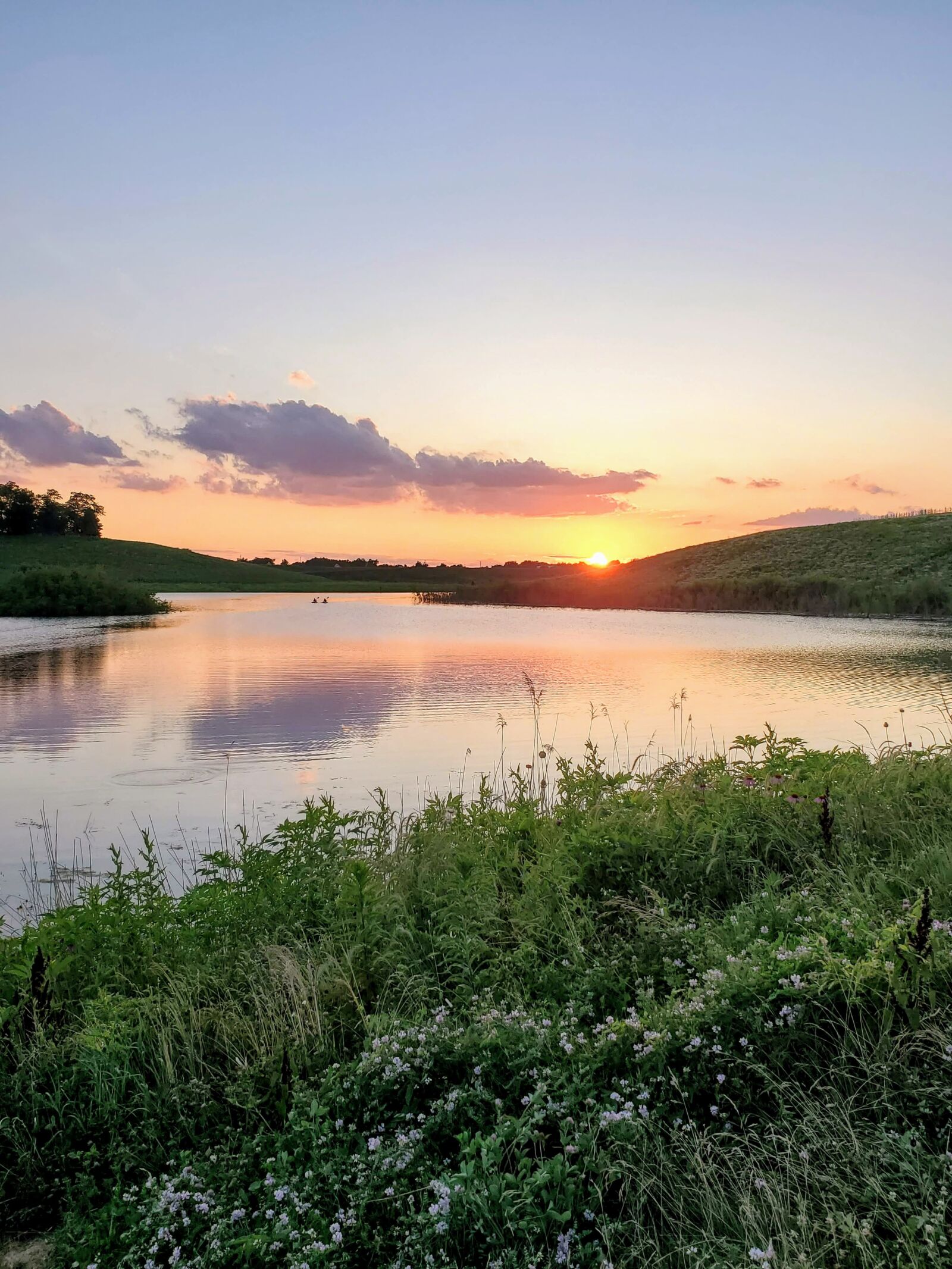 Samsung Galaxy S10e sample photo. Lake, sunset, sky photography