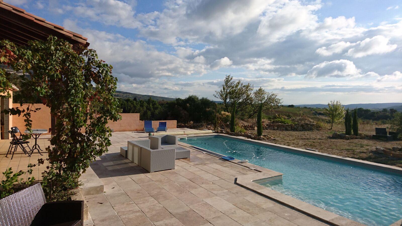 Sony Xperia Z5 sample photo. Sky, clouds, typical provence photography