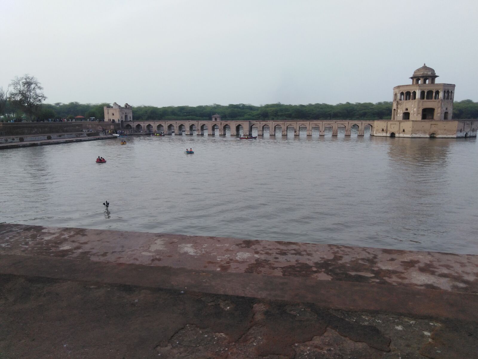 HUAWEI LDN-L21 sample photo. Tomb, water, river photography