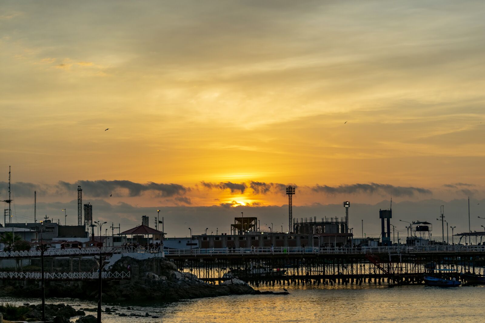 Nikon D3400 sample photo. Port, peru, sunset photography