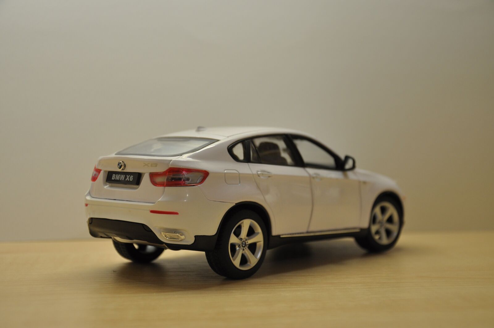 Nikon D90 sample photo. Machine, white, bmw photography