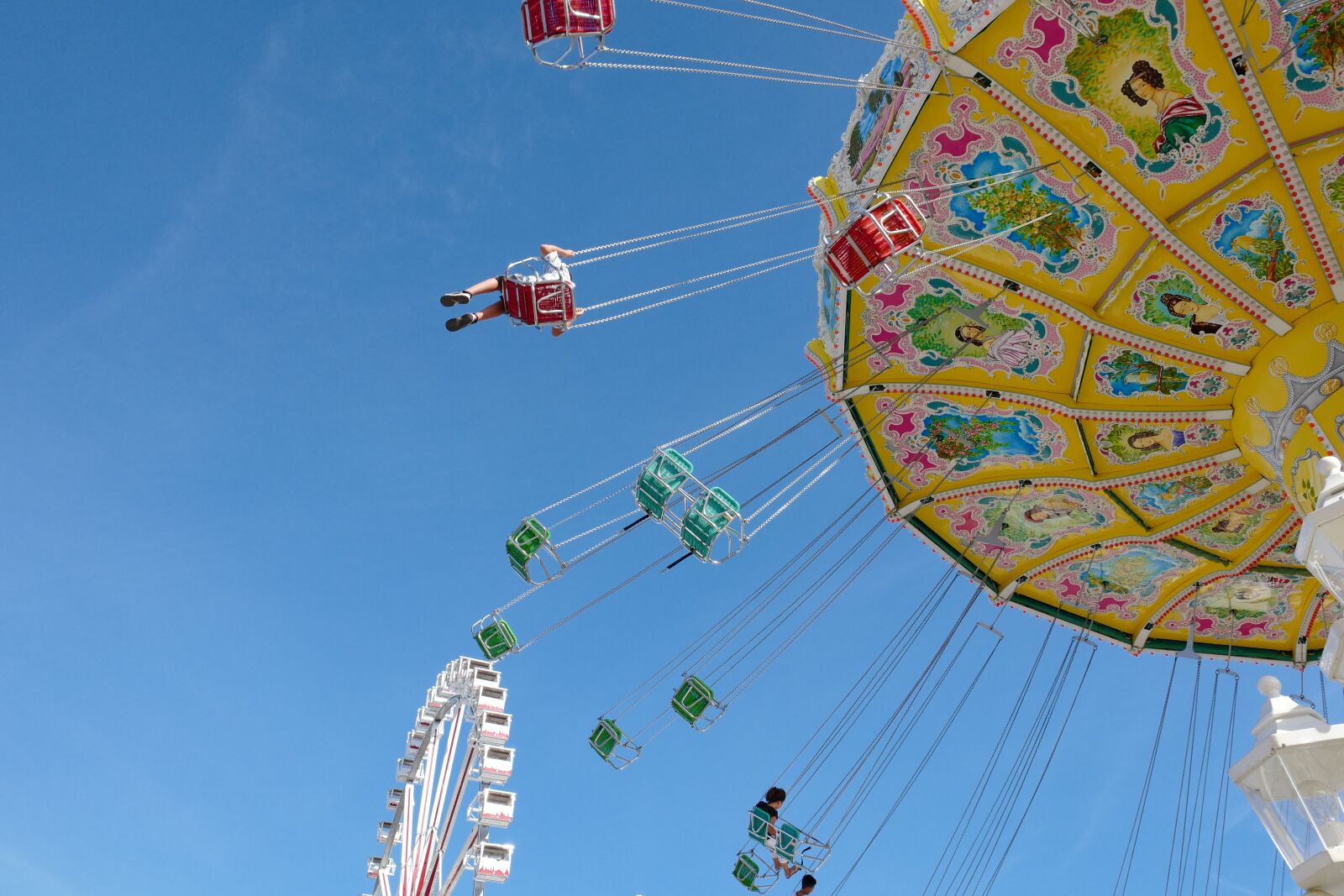 Leica CL sample photo. Carousel, chain carousel, ferris photography