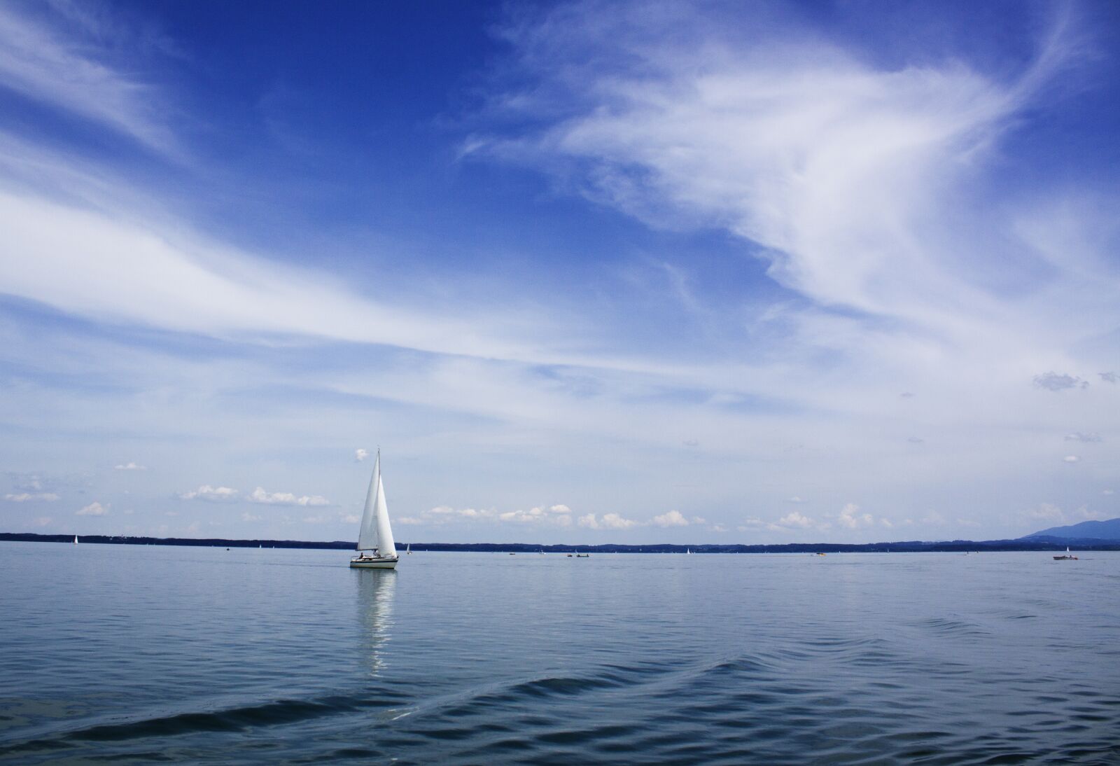 Canon EOS 50D + Canon EF-S 18-55mm F3.5-5.6 IS sample photo. Boat, chiemsee lake, germany photography