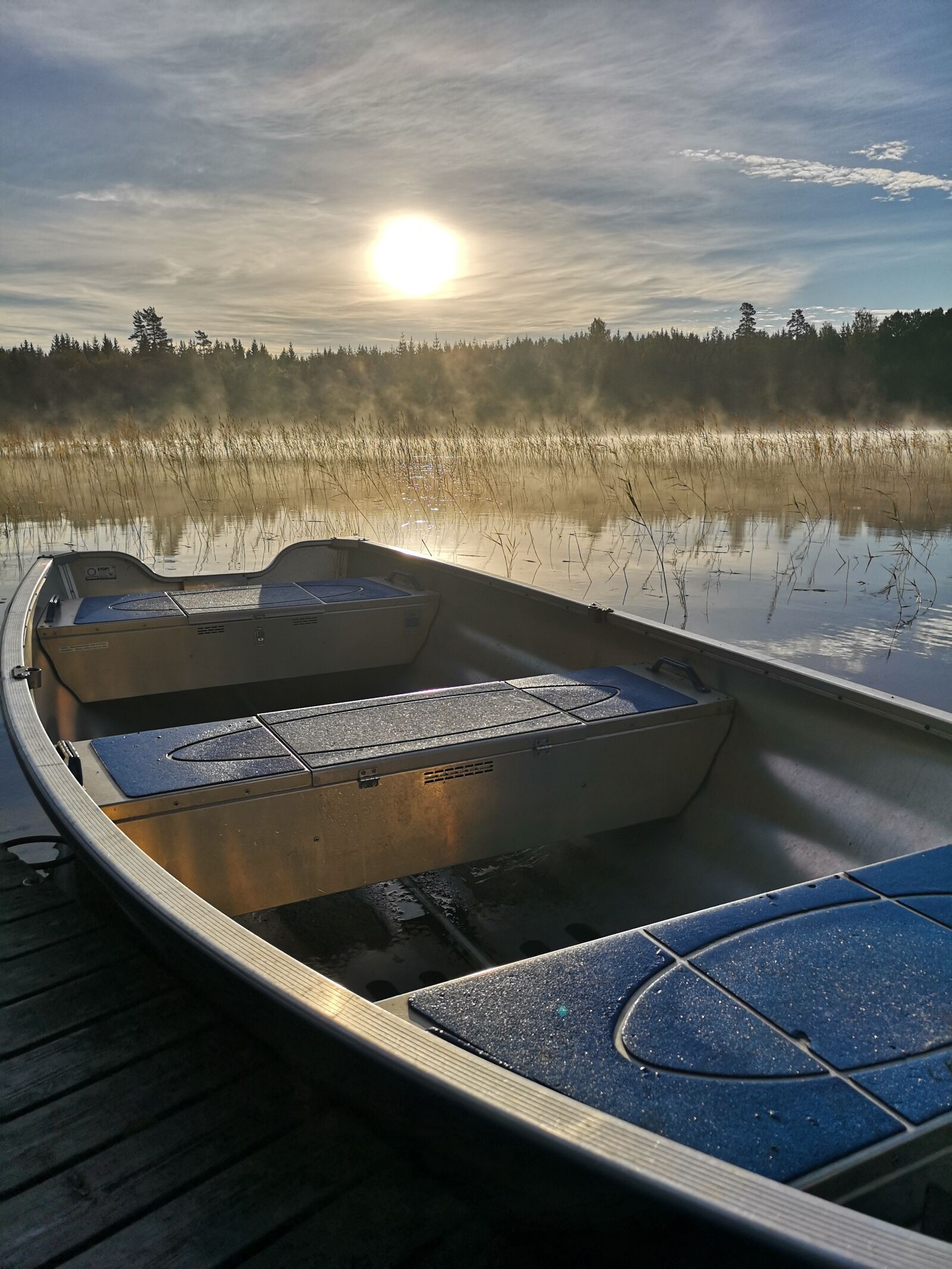 HUAWEI CLT-L29 sample photo. Boat, lake, water photography