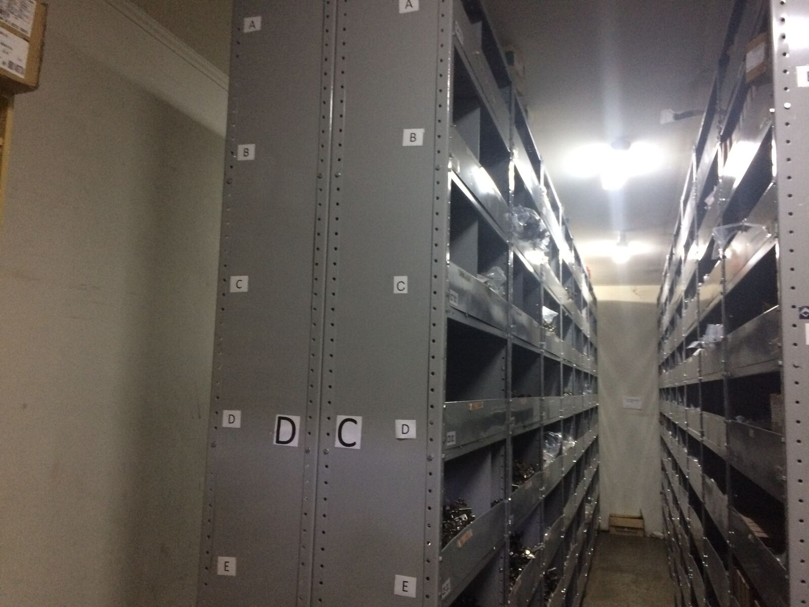 iPhone 5s back camera 4.15mm f/2.2 sample photo. Estante, armazem, logistica photography
