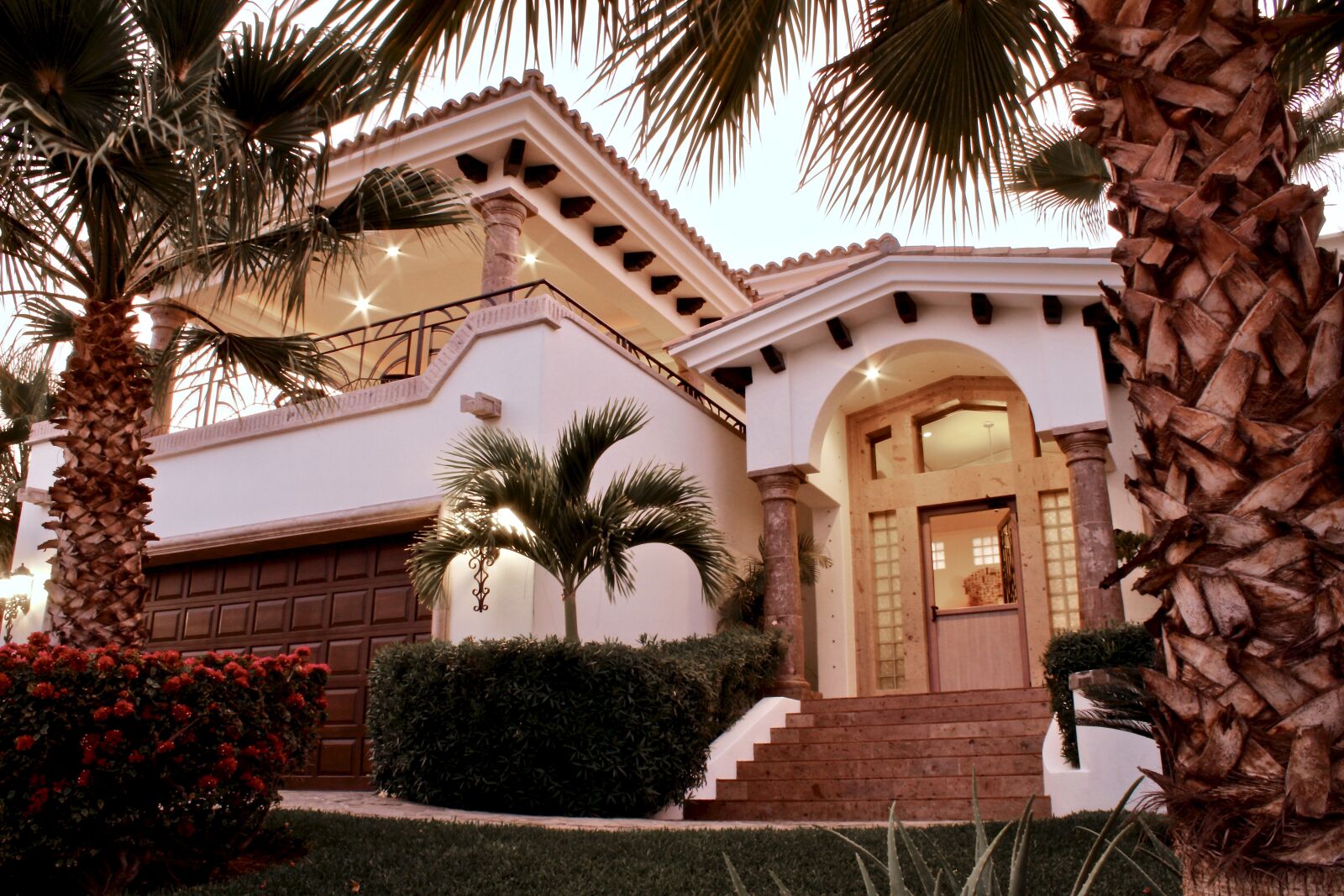Canon EOS 1200D (EOS Rebel T5 / EOS Kiss X70 / EOS Hi) sample photo. Mansion, villa, architecture photography