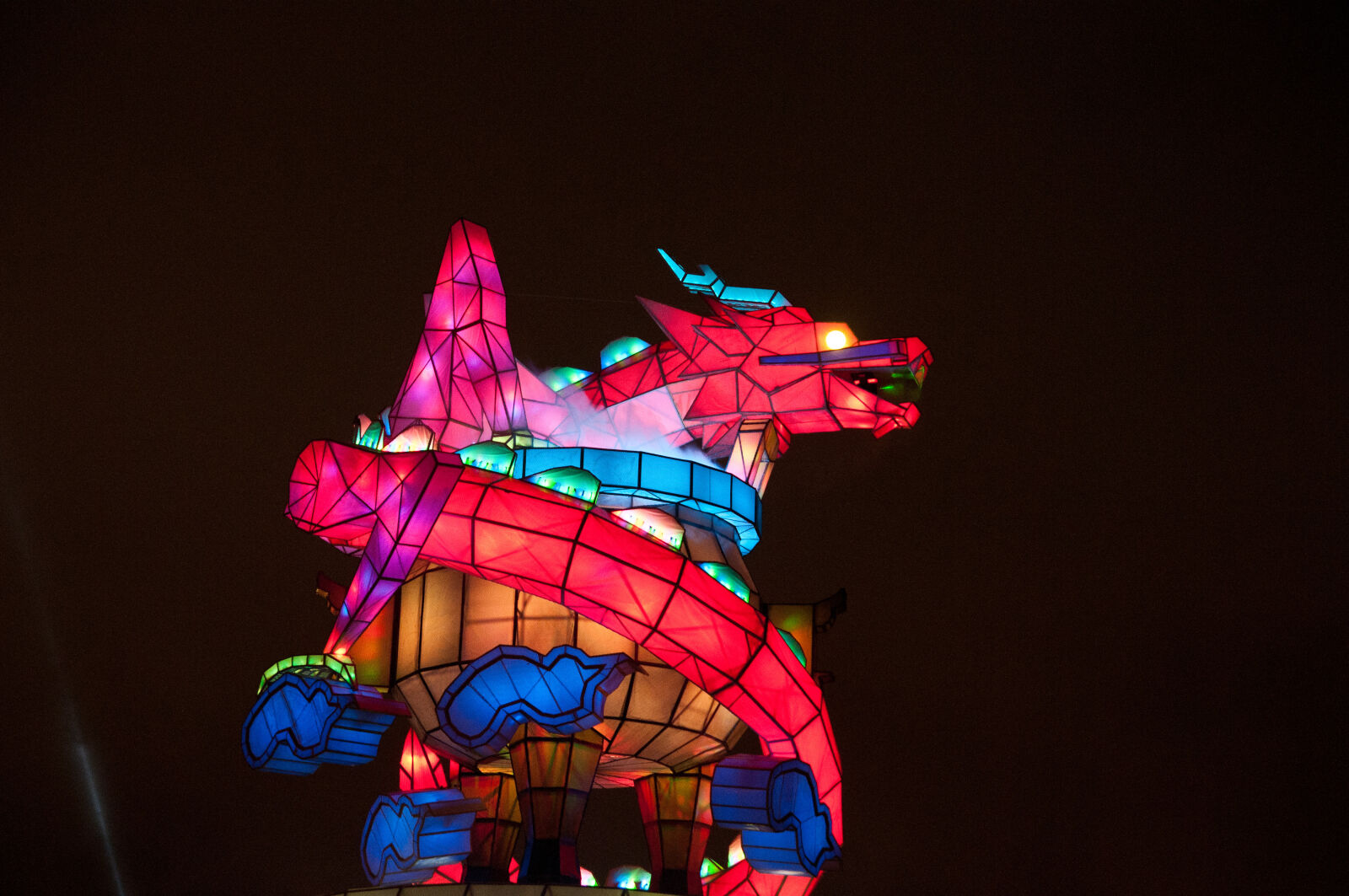 Nikon D300 sample photo. Dragon, taipei, 101 photography