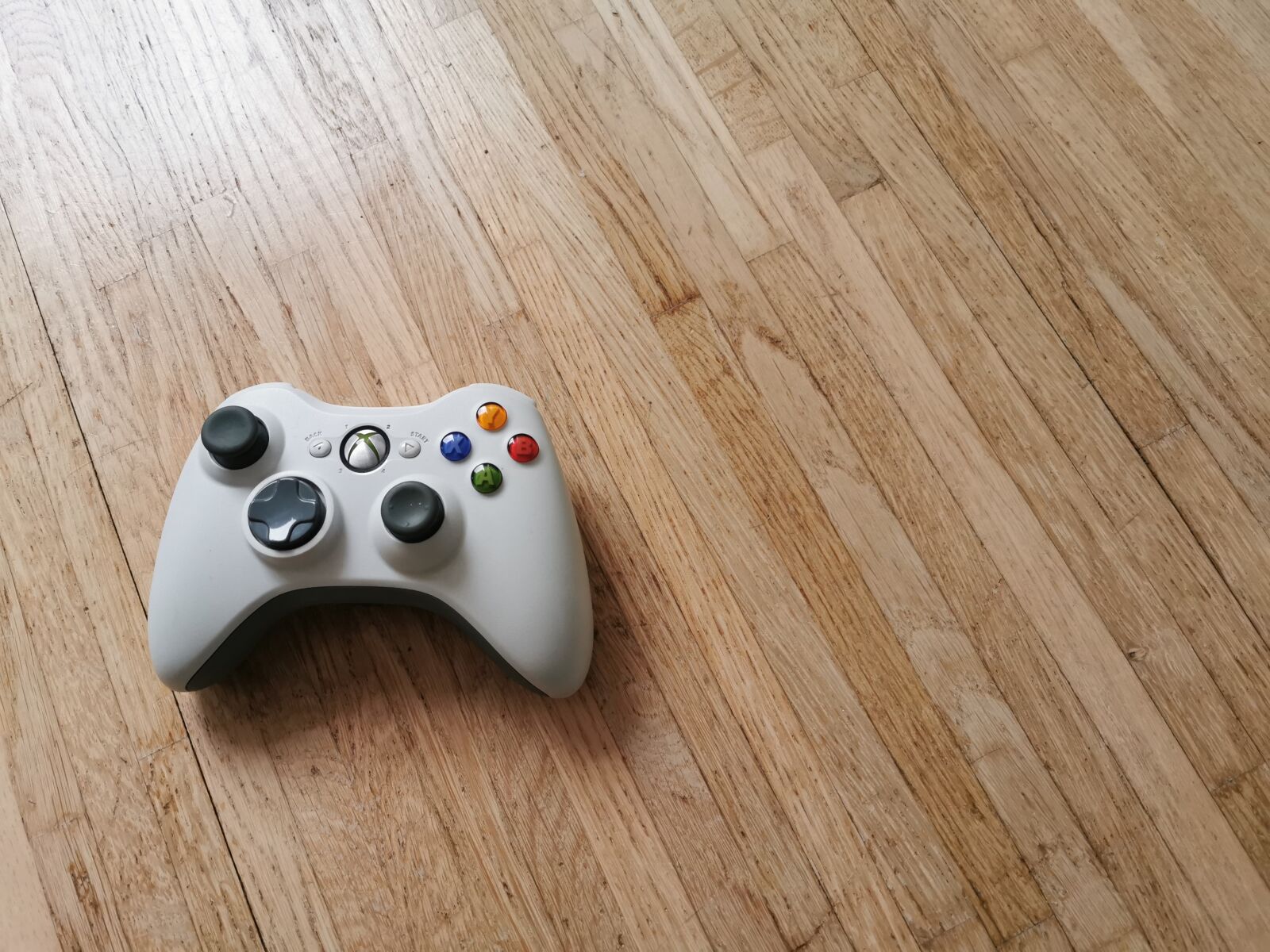 HUAWEI P30 Pro sample photo. Xbox, control, play photography