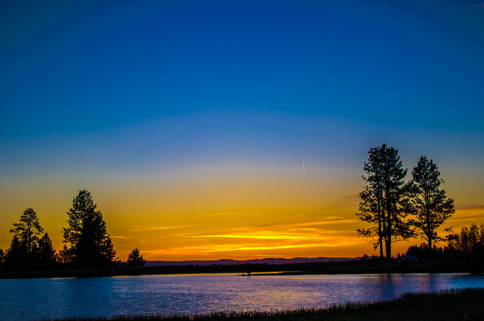 Canon EOS 600D (Rebel EOS T3i / EOS Kiss X5) sample photo. Sunset, night, water, blue photography