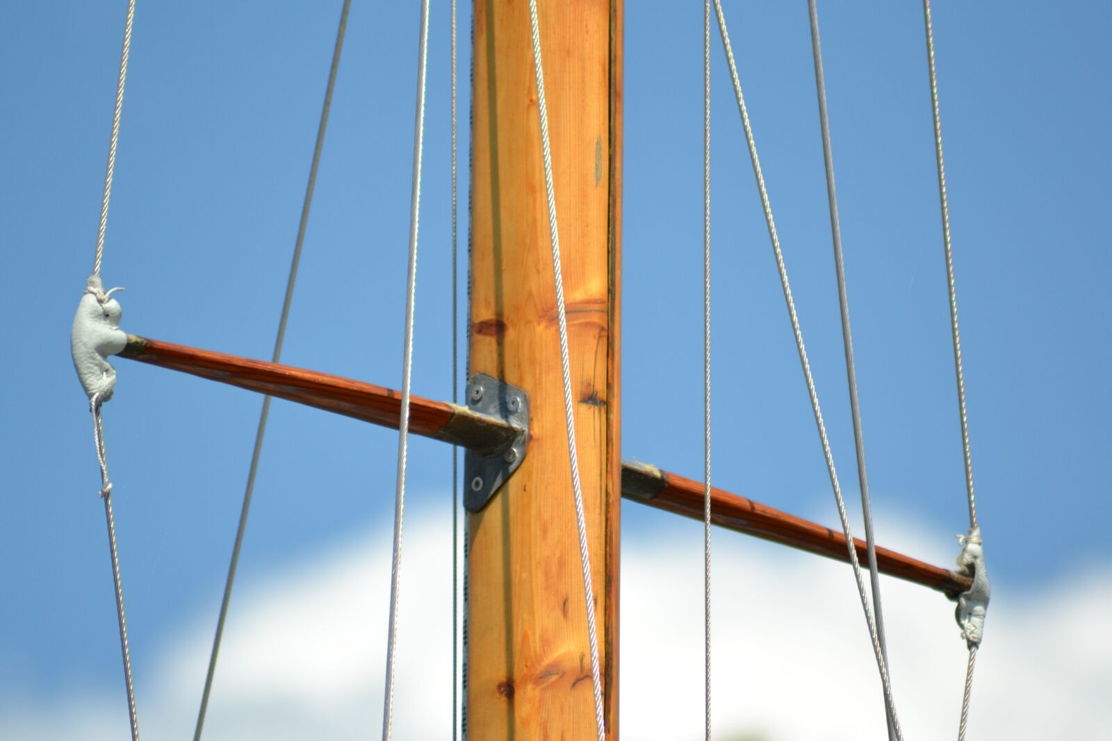 Nikon D3100 sample photo. Mast, rope, sailboat photography