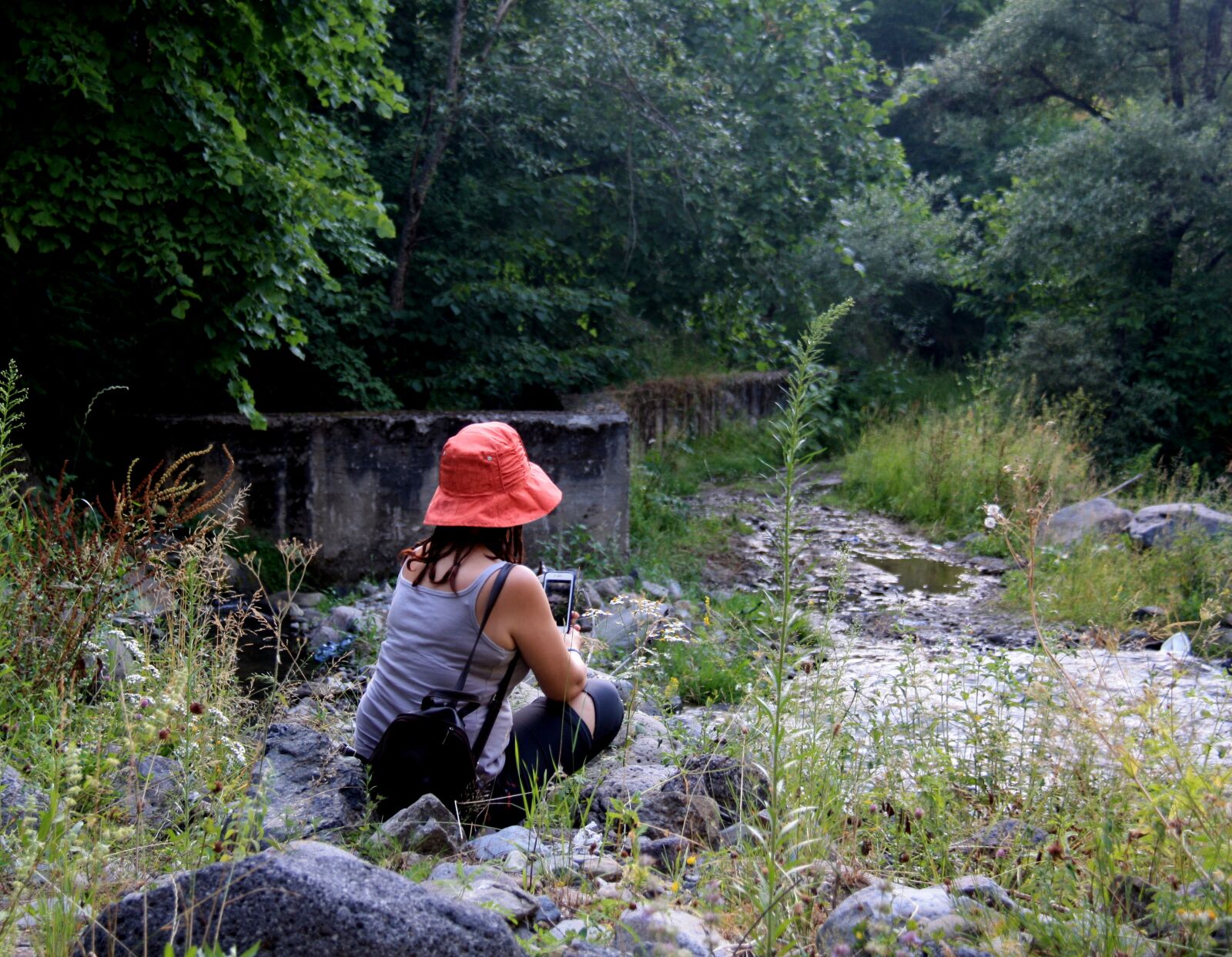 Canon EOS 450D (EOS Rebel XSi / EOS Kiss X2) sample photo. Woman, nature, dd photography