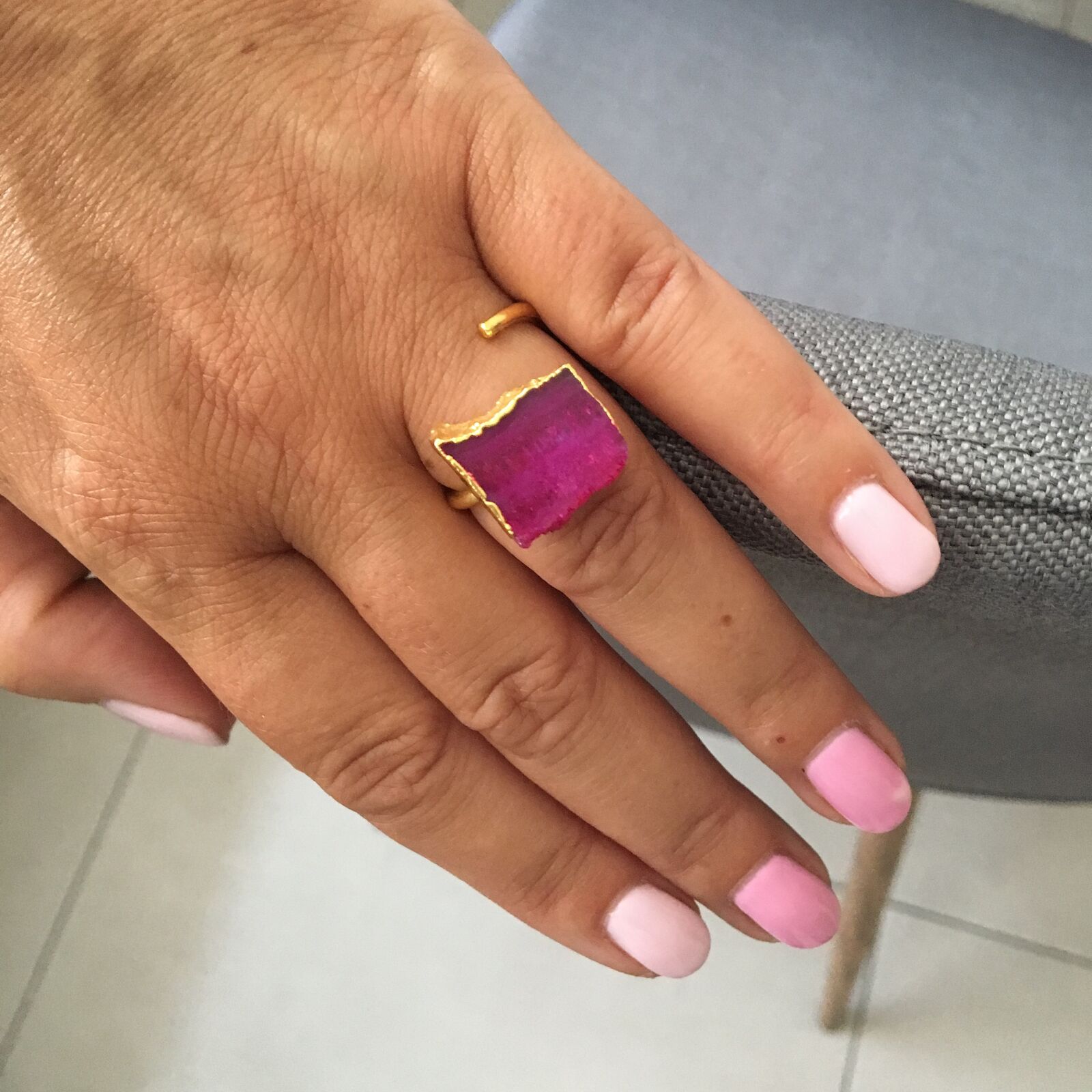 iPhone 6s back camera 4.15mm f/2.2 sample photo. Ring, rose, gold photography