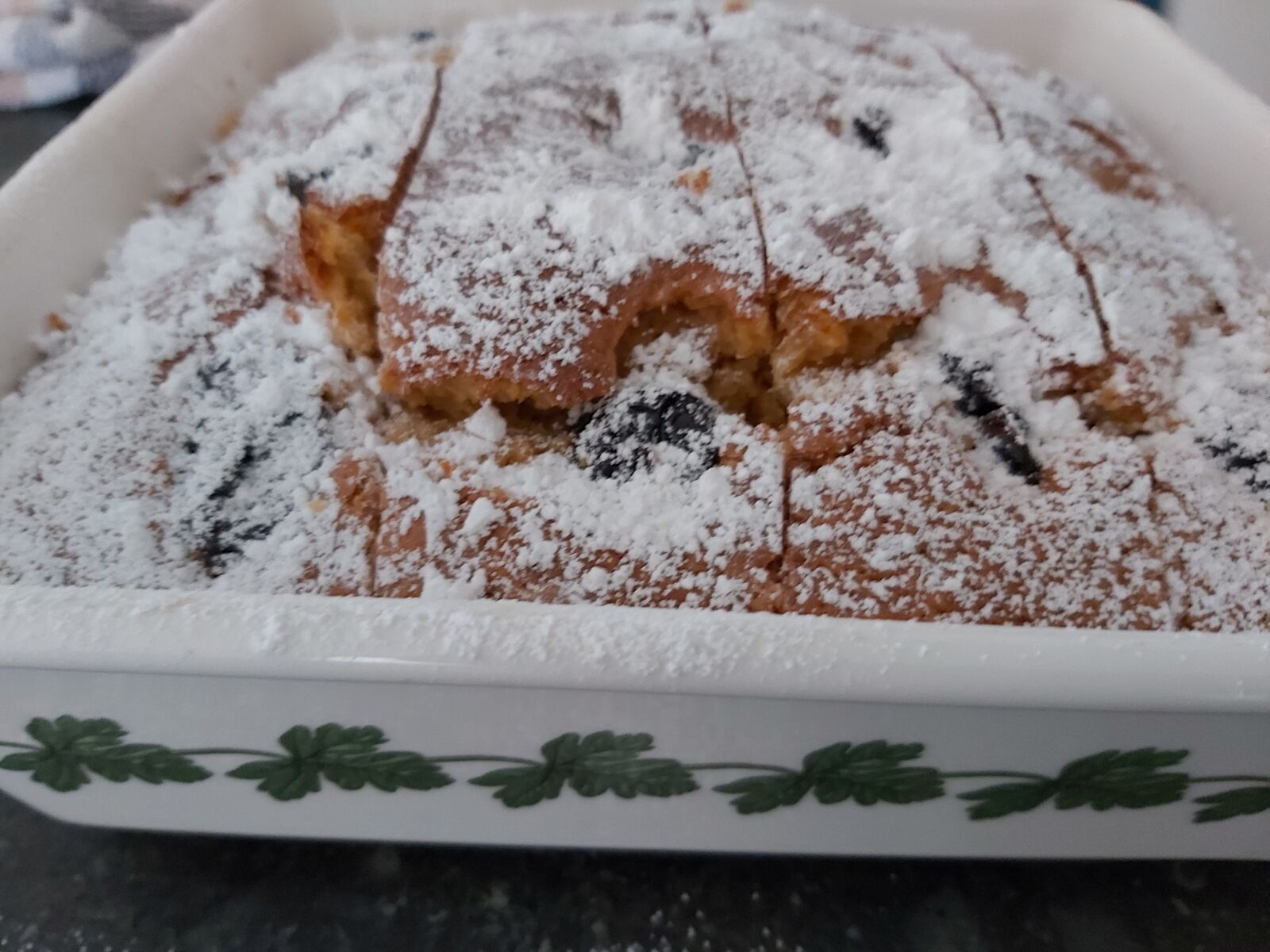Samsung Galaxy A70 sample photo. Cake, banana cake, home photography