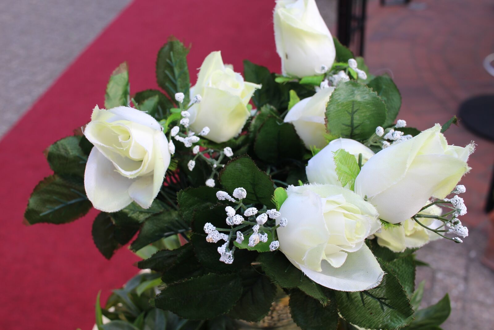 Canon EOS 700D (EOS Rebel T5i / EOS Kiss X7i) sample photo. Wedding, flowers, white flowers photography