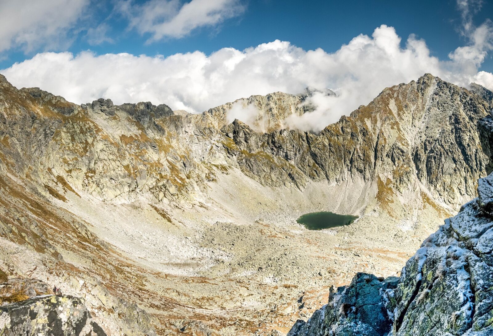Panasonic Lumix DMC-GX7 sample photo. Blue sky, mountains, tatry photography