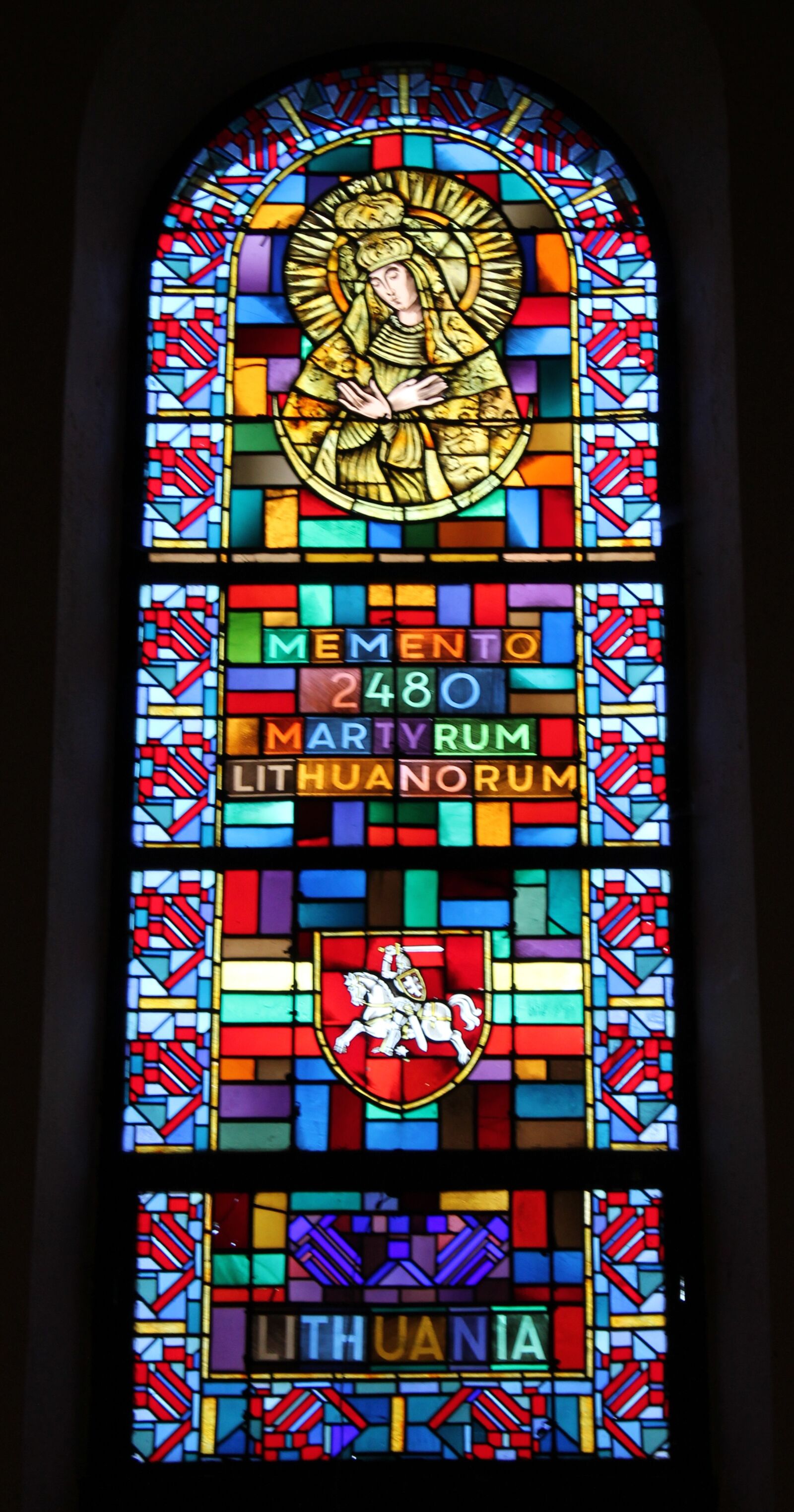 Canon EOS 1100D (EOS Rebel T3 / EOS Kiss X50) sample photo. Stained, glass, window photography