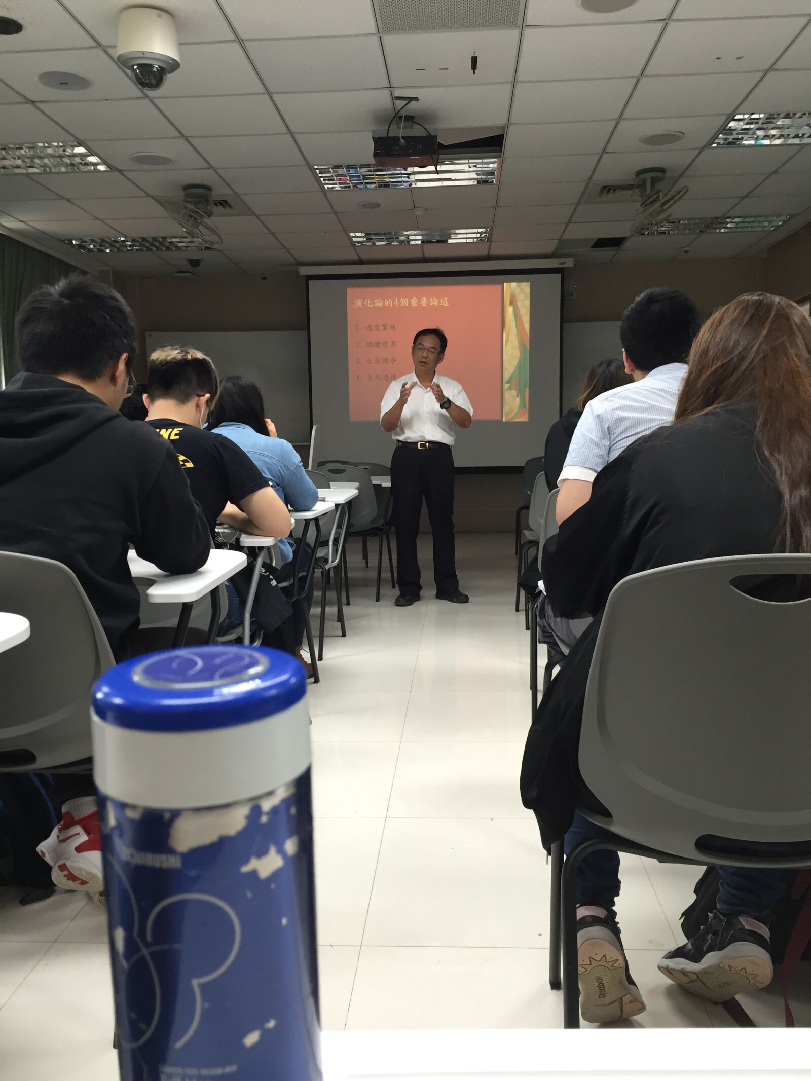 iPhone 6 back camera 4.15mm f/2.2 sample photo