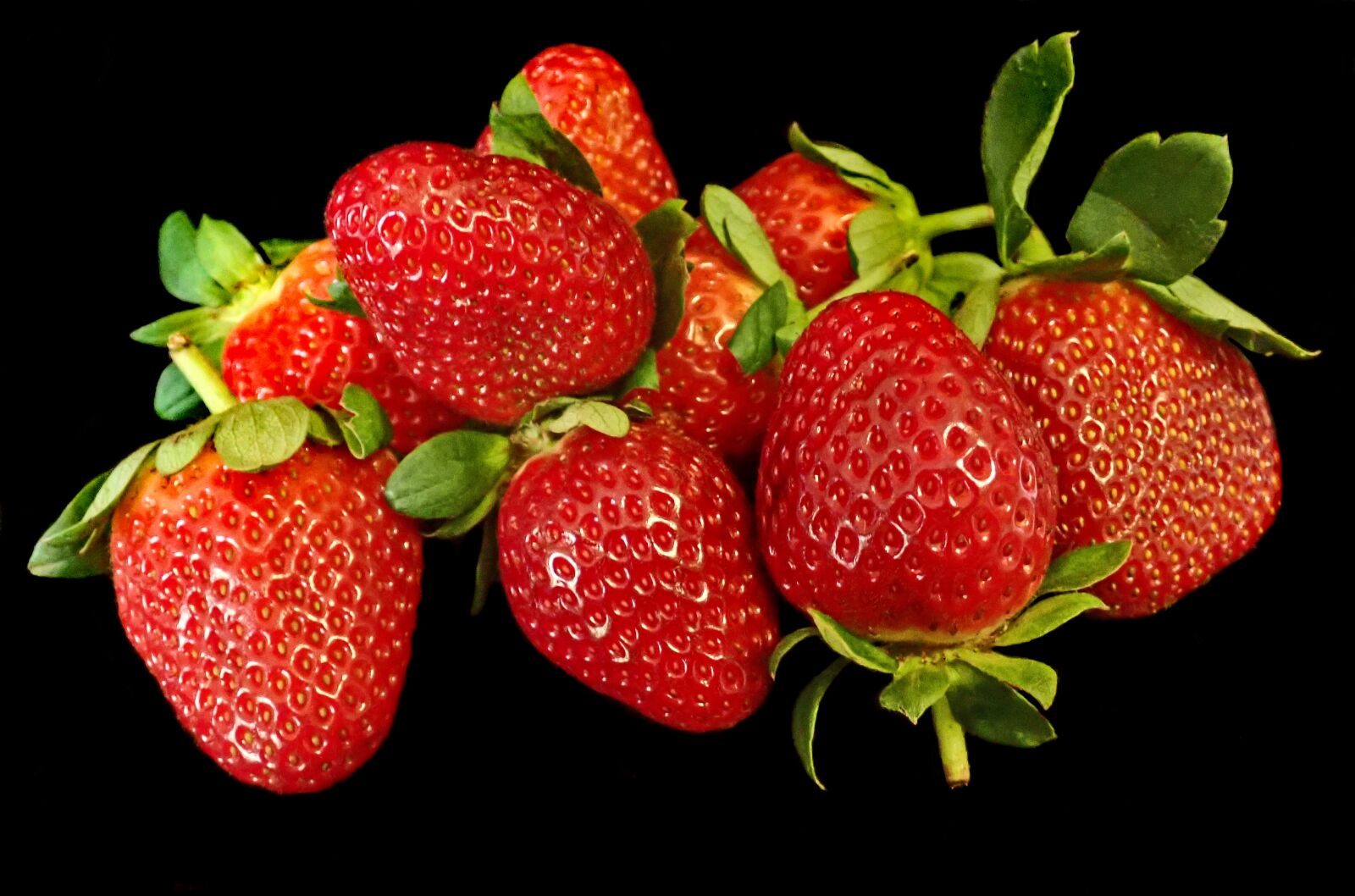 Olympus TG-5 sample photo. Strawberries, fruit, food photography