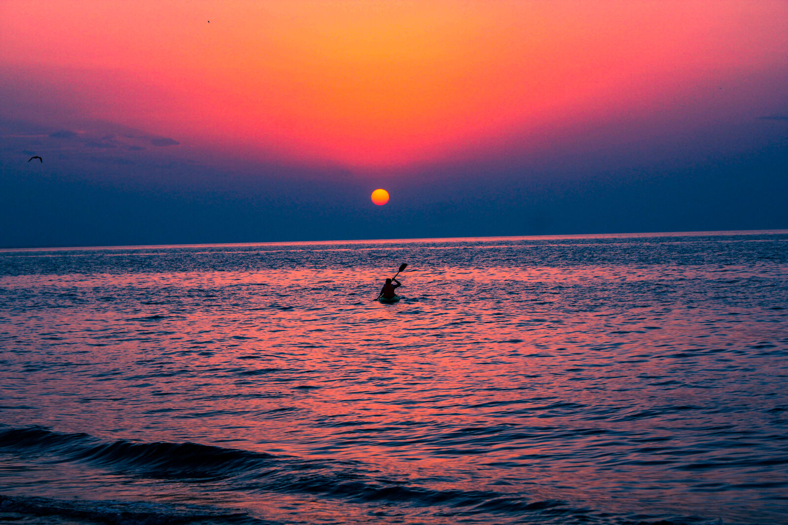 Canon EF-S 18-55mm F3.5-5.6 IS sample photo. Sea, sunset photography