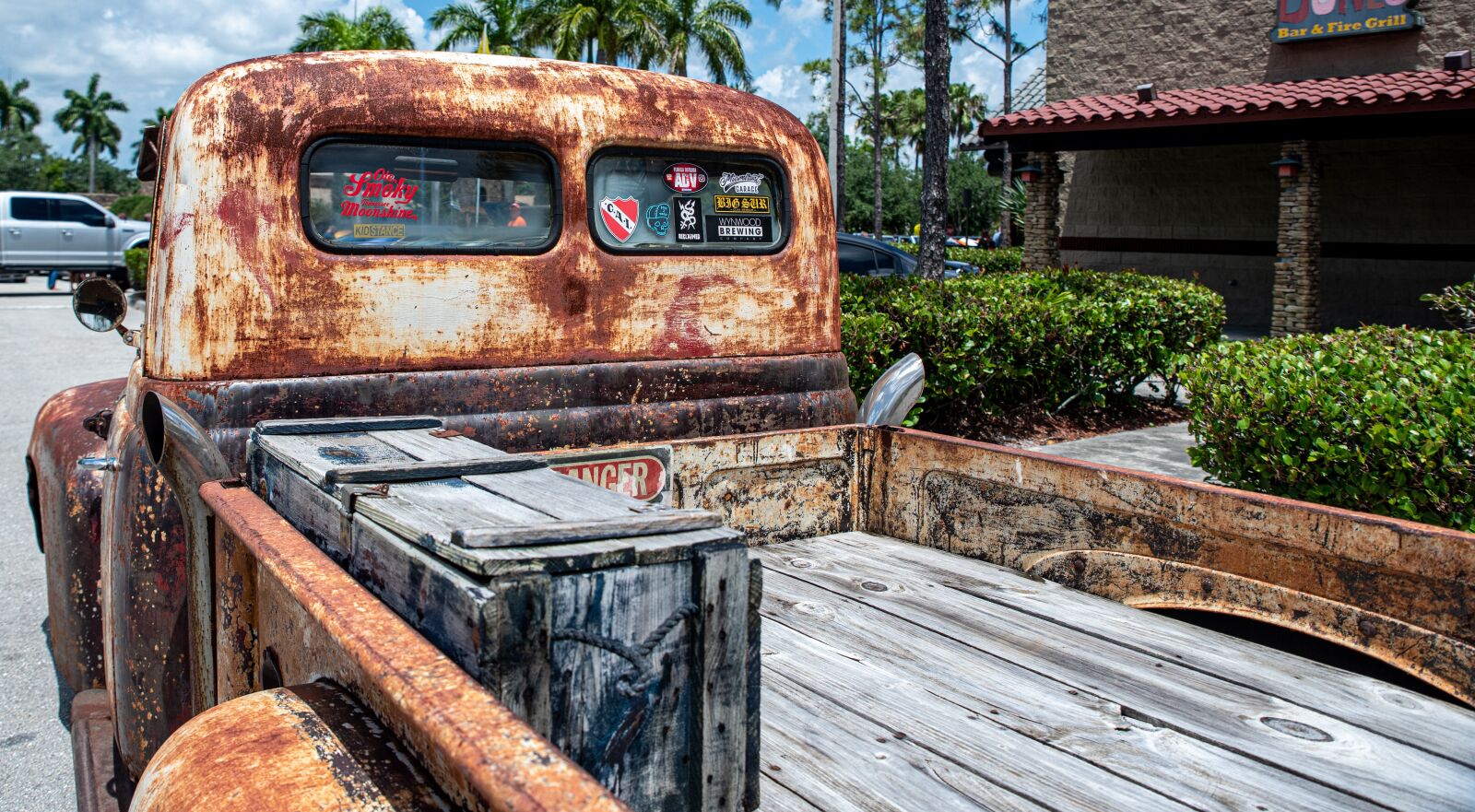 Tamron SP 24-70mm F2.8 Di VC USD sample photo. Truck, pickup, rust photography