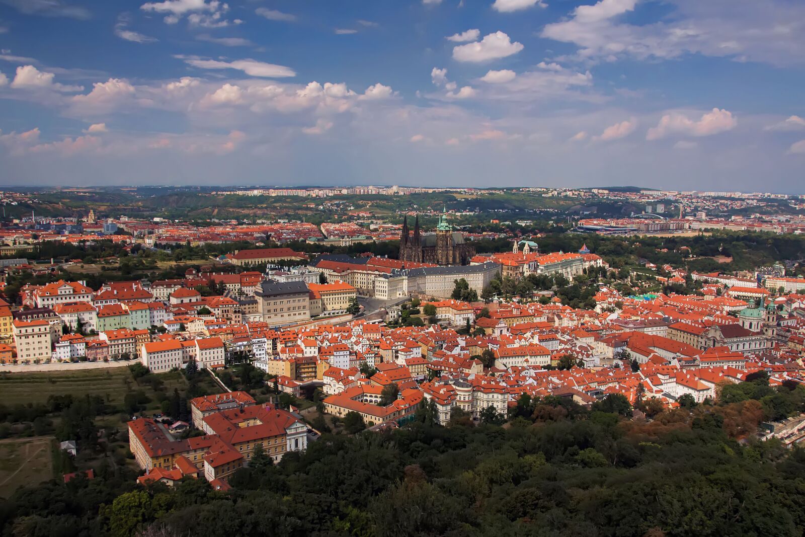 Canon EOS 600D (Rebel EOS T3i / EOS Kiss X5) sample photo. Prague, czech, hradcany photography