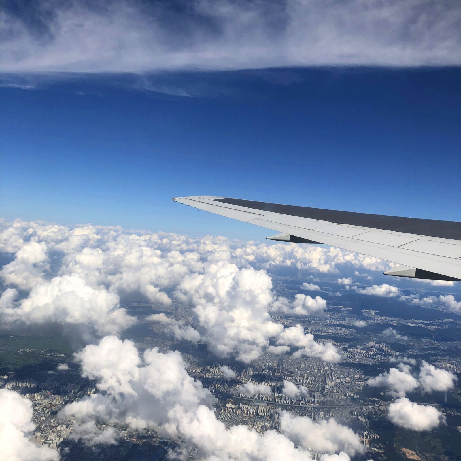Apple iPhone 8 sample photo. Sky, cloud, airplane photography
