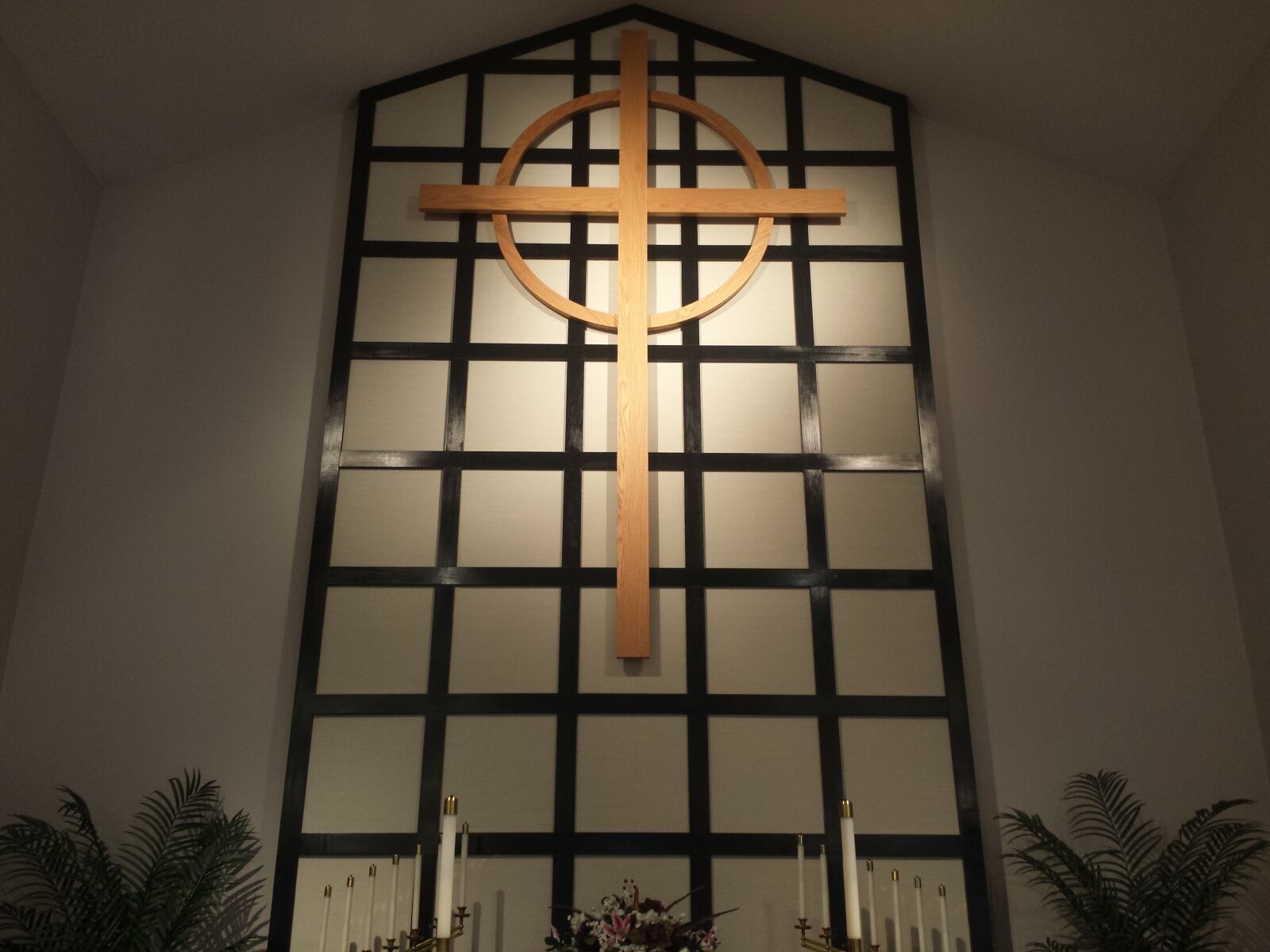 Samsung Galaxy S4 sample photo. Church, cross, religion photography