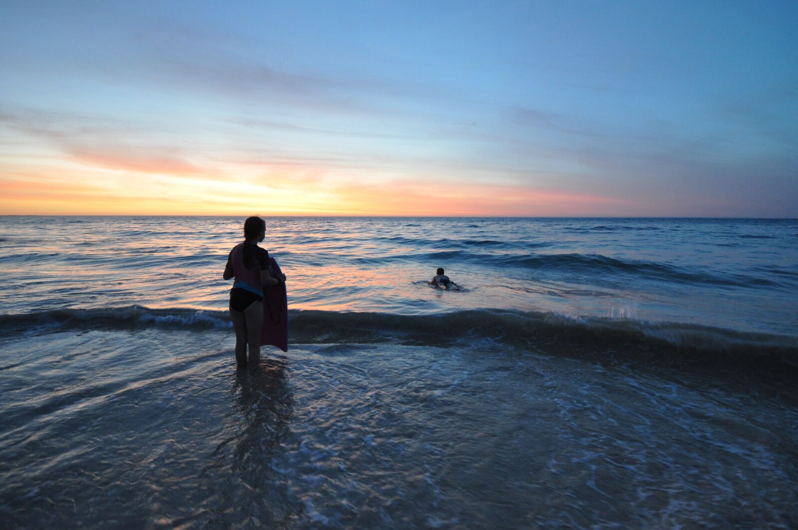 Nikon D90 sample photo. Sunset, swim, ocean photography