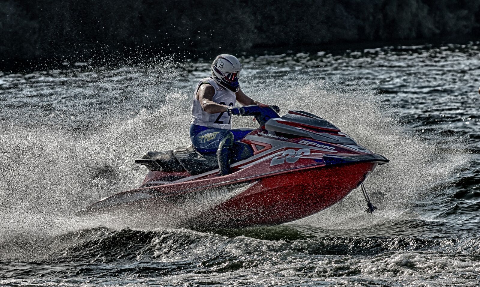 Canon EF 70-300 F4-5.6 IS II USM sample photo. Jet ski, jetski race photography