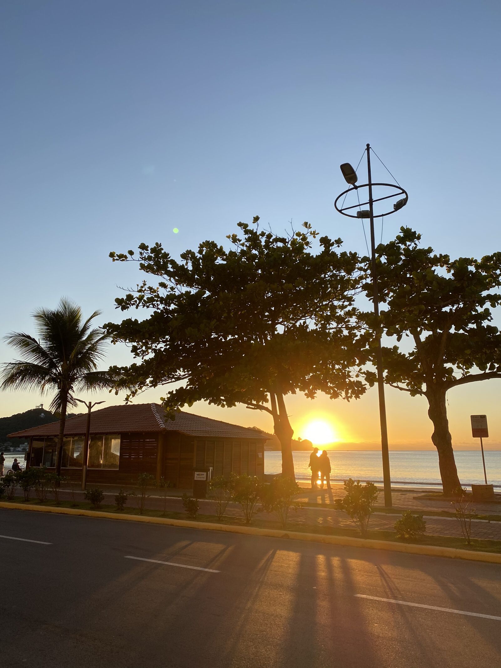 Apple iPhone 11 sample photo. Itapema, sunrise, sol photography